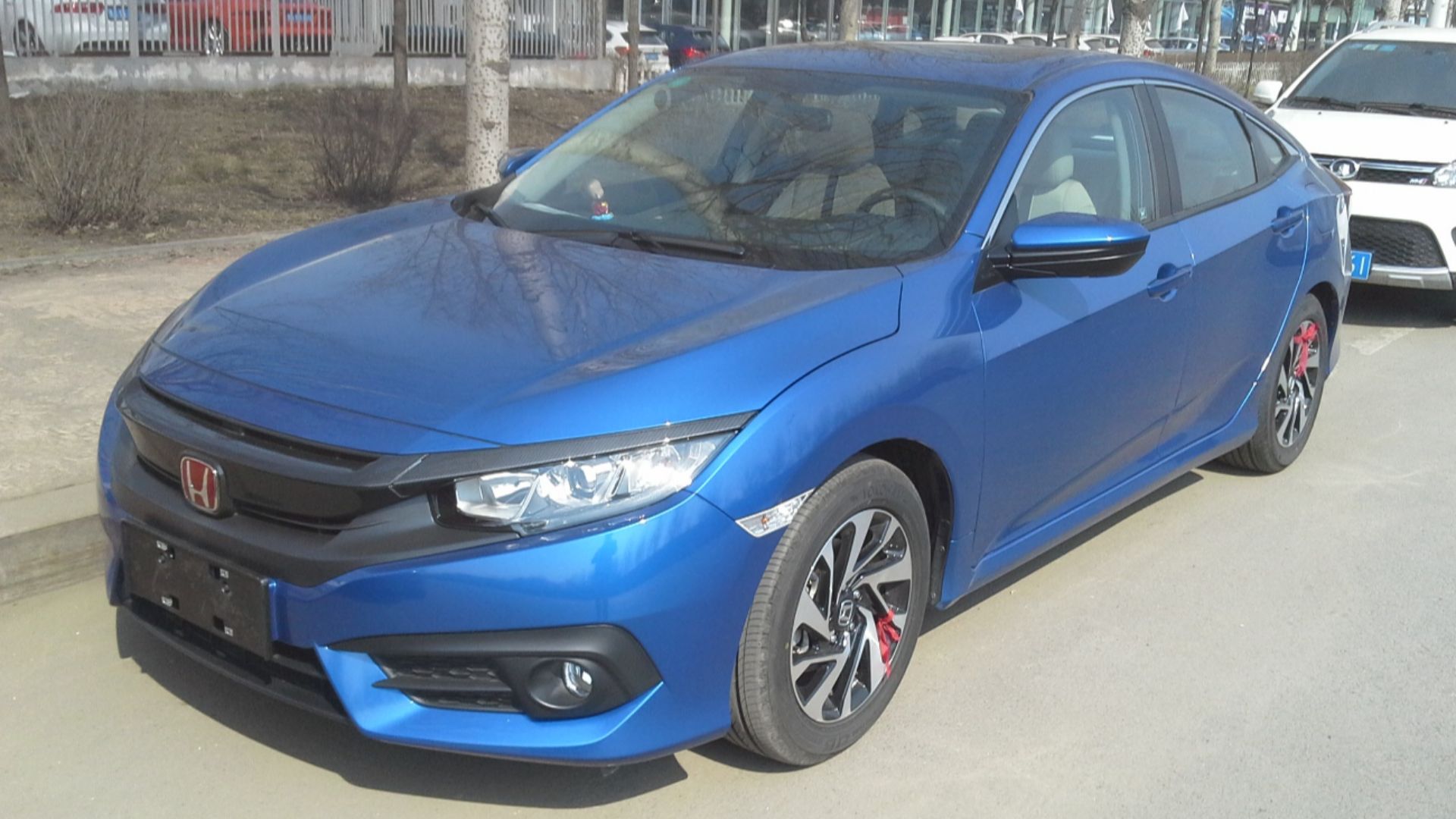 File:Honda Civic X sedan 01 China 2017-03-25.jpg