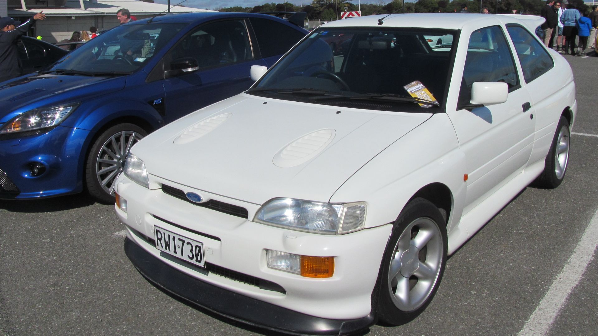 File:Brothers. 2018 Christchurch Car Day.jpg
