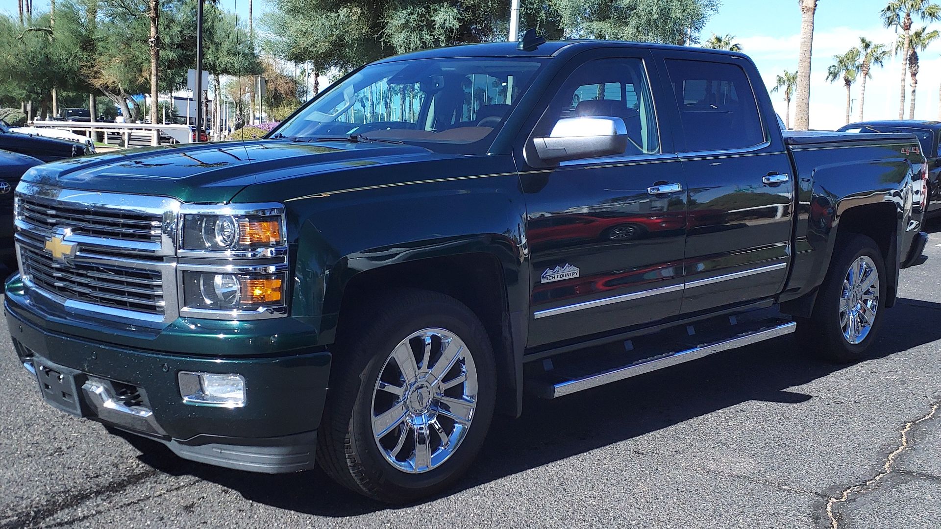 File:15 Chevrolet Silverado 1500 High Country.jpg