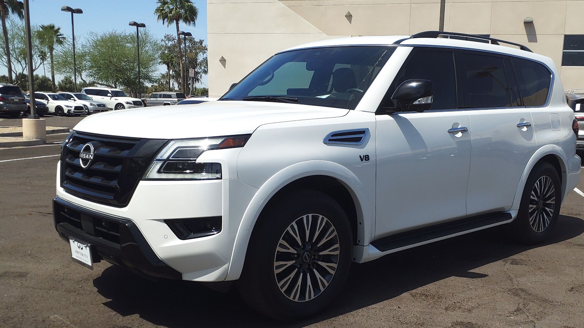 File:22 Nissan Armada SL.jpg