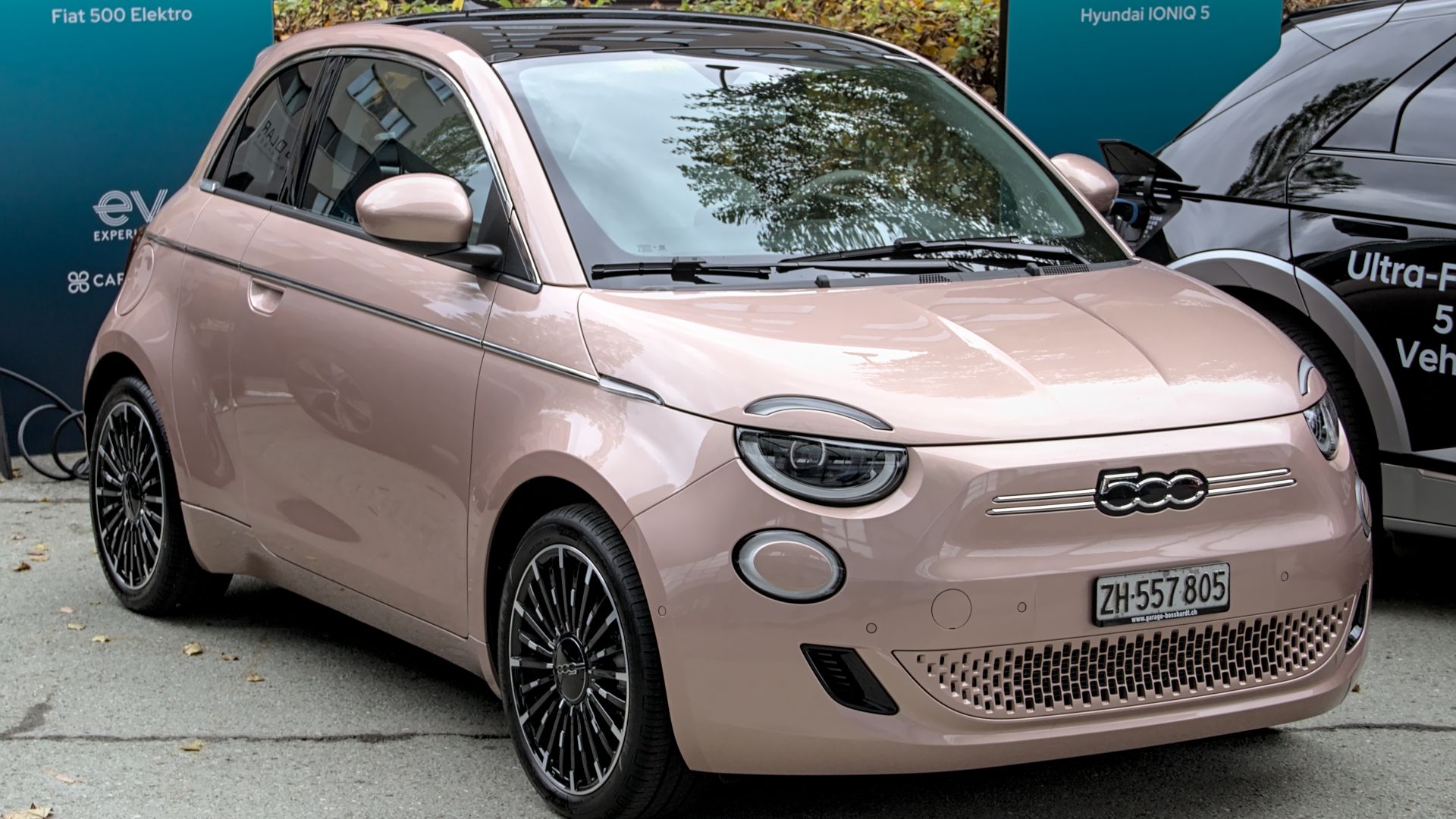 File:Fiat 500e (2020) Auto Zuerich 2021 IMG 0604.jpg