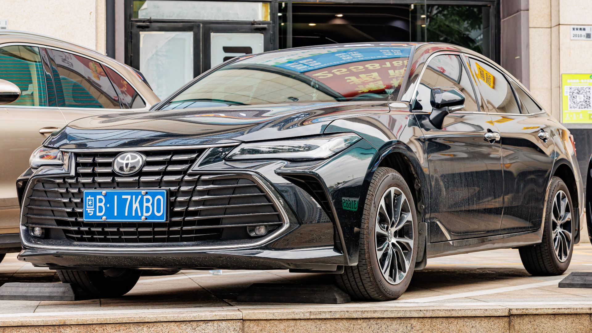 File:TOYOTA AVALON China (45).jpg