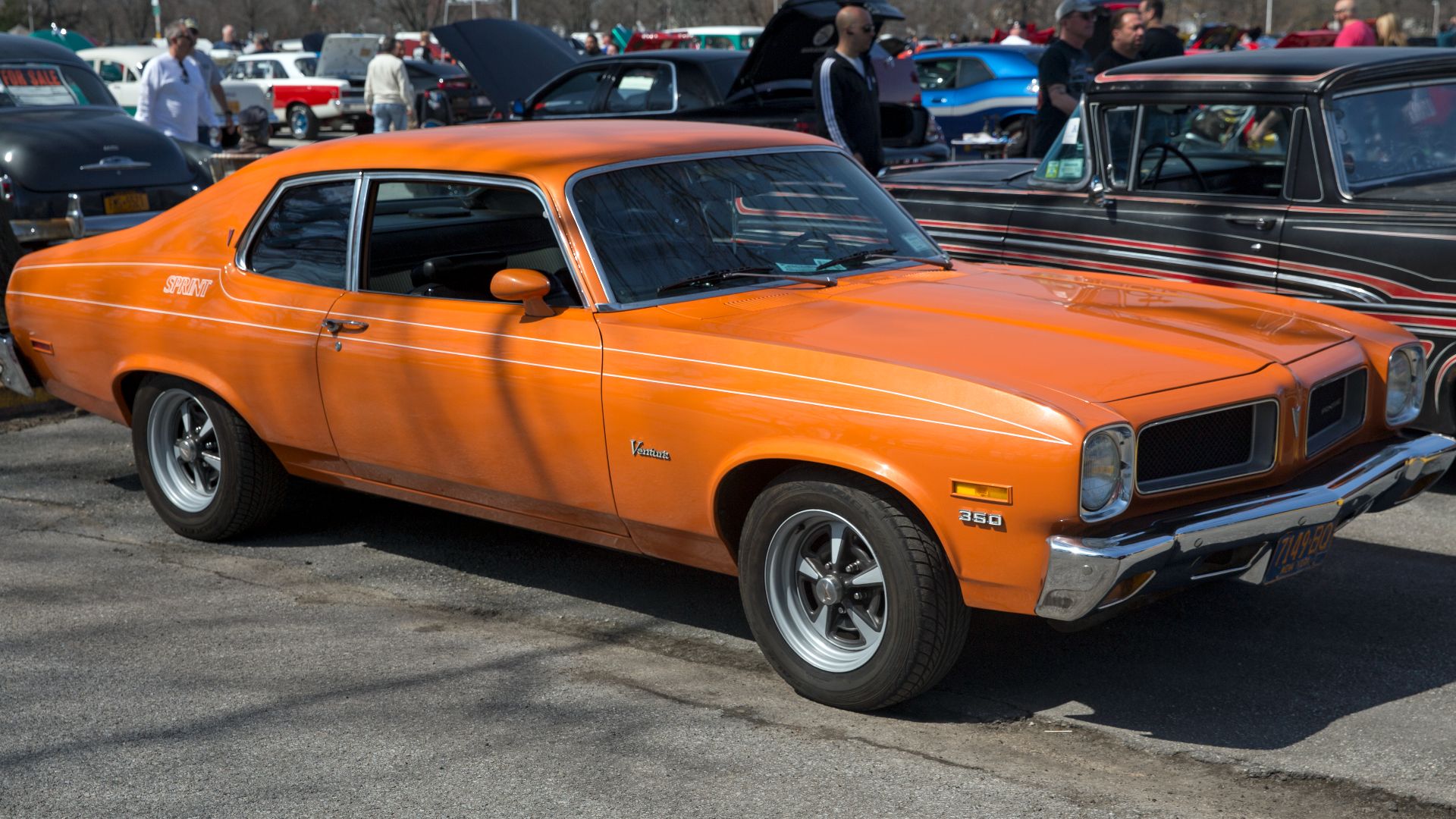File:1973 Pontiac Ventura Sprint Coupe 350 in orange, front right.jpg