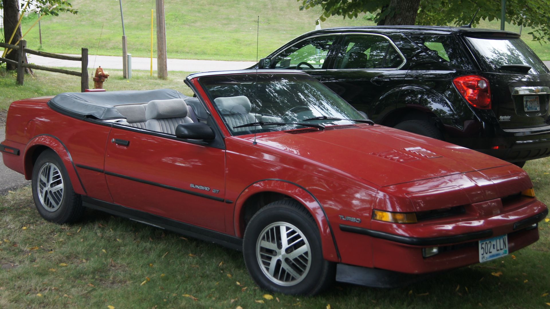 File:1990 Pontiac Sunbird GT Turbo (14669634887).jpg