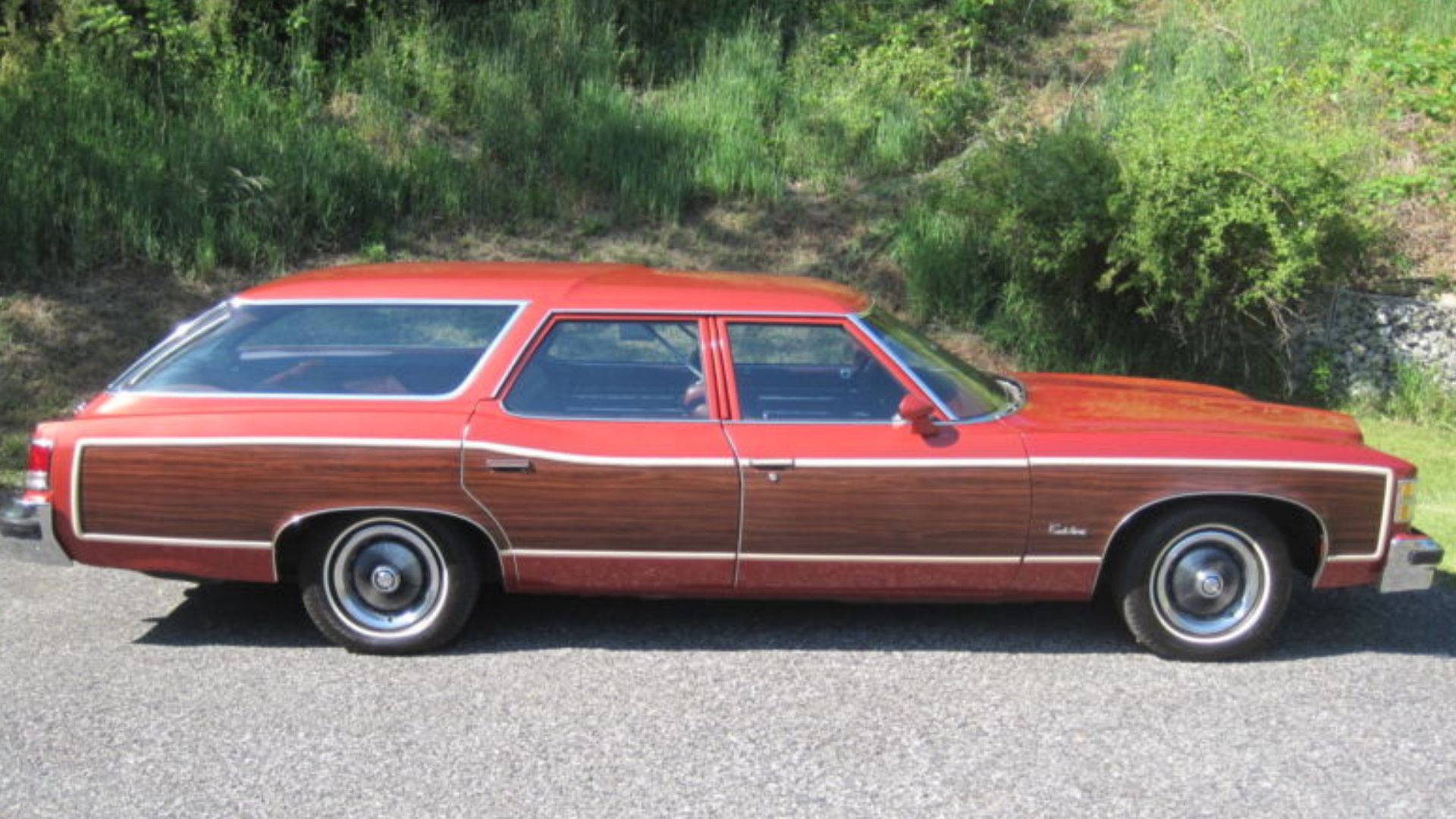 File:1976 Pontiac Safari wagon.jpg