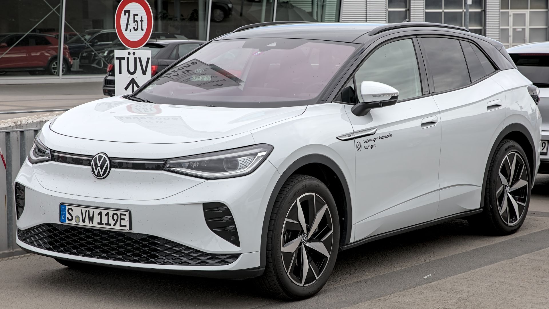 File:Volkswagen ID.4 GTX 1X7A0301.jpg