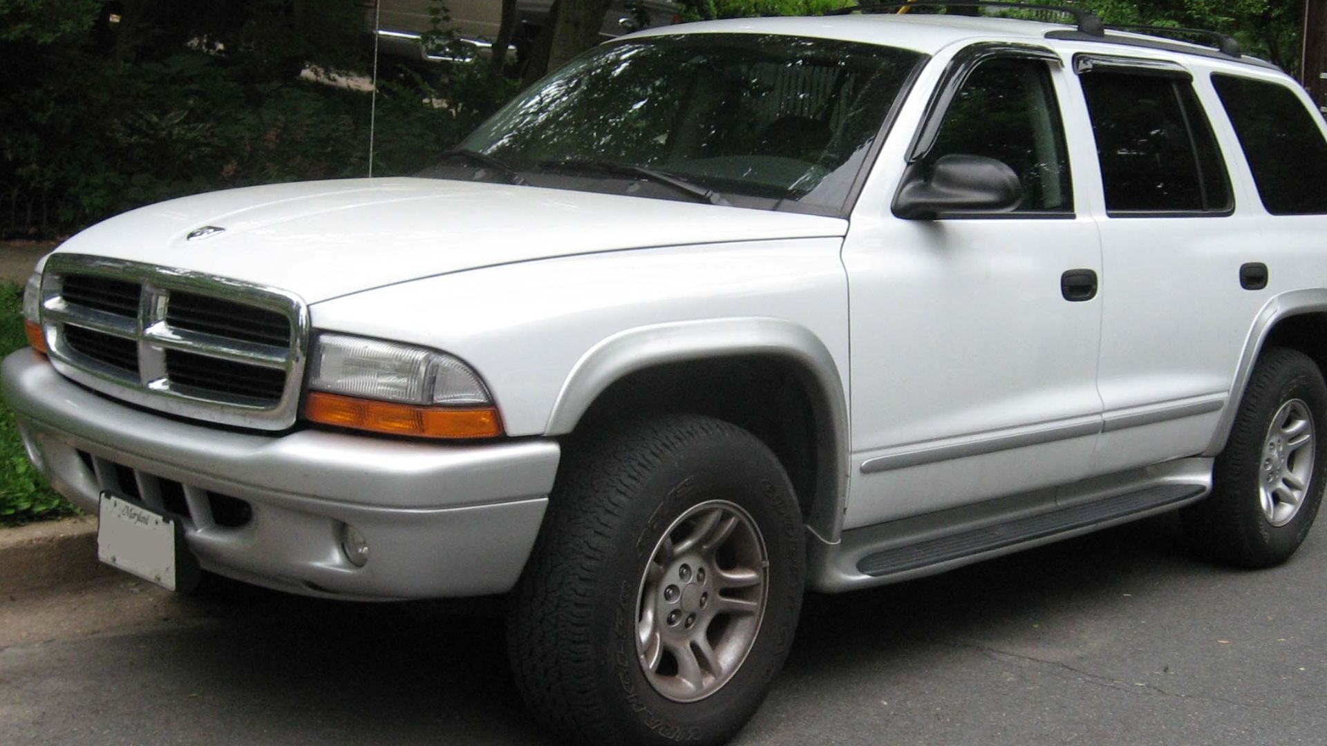 File:98-03 Dodge Durango.jpg