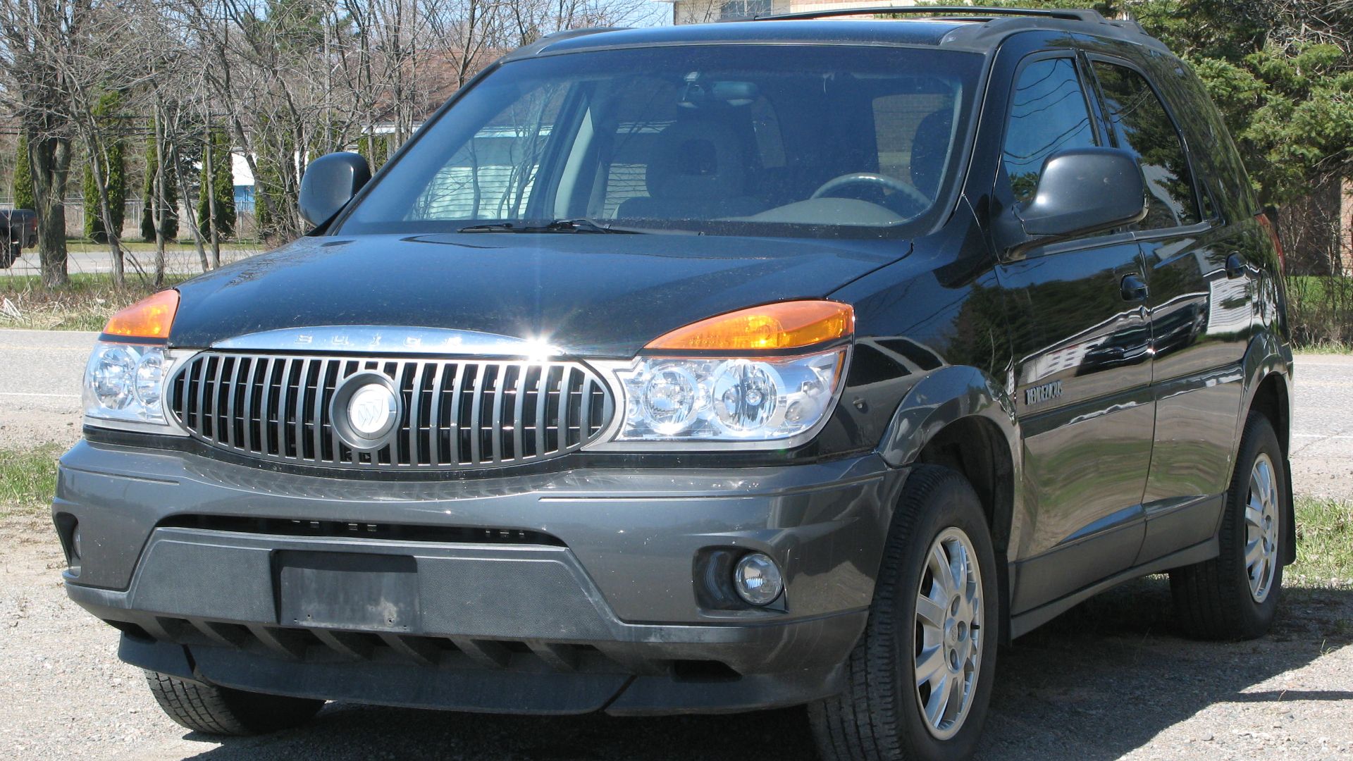 File:Buick Rendezvous, Front Left, 04-18-2021.jpg