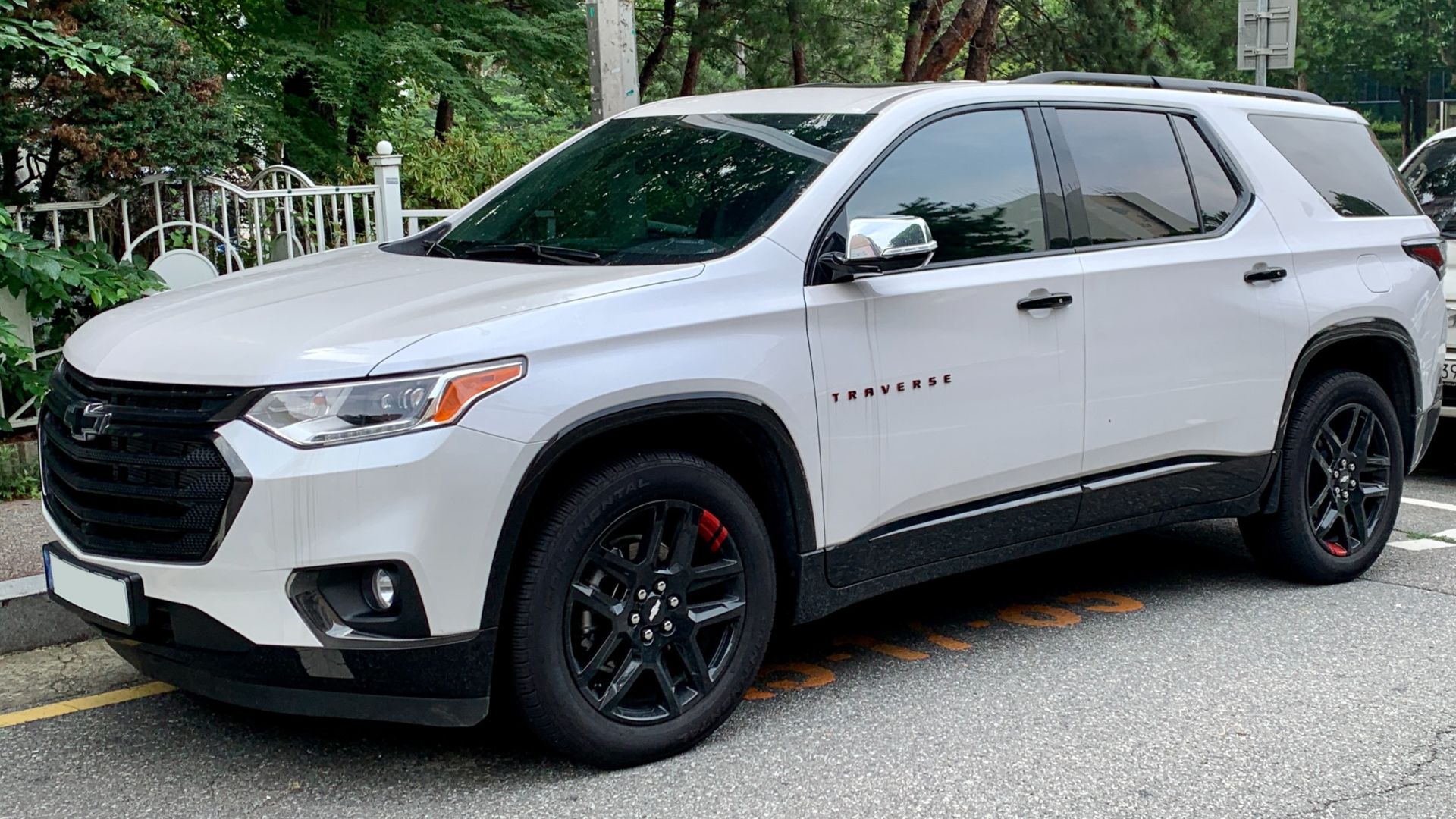 File:0 Chevrolet Traverse (C1XX) 3.jpg