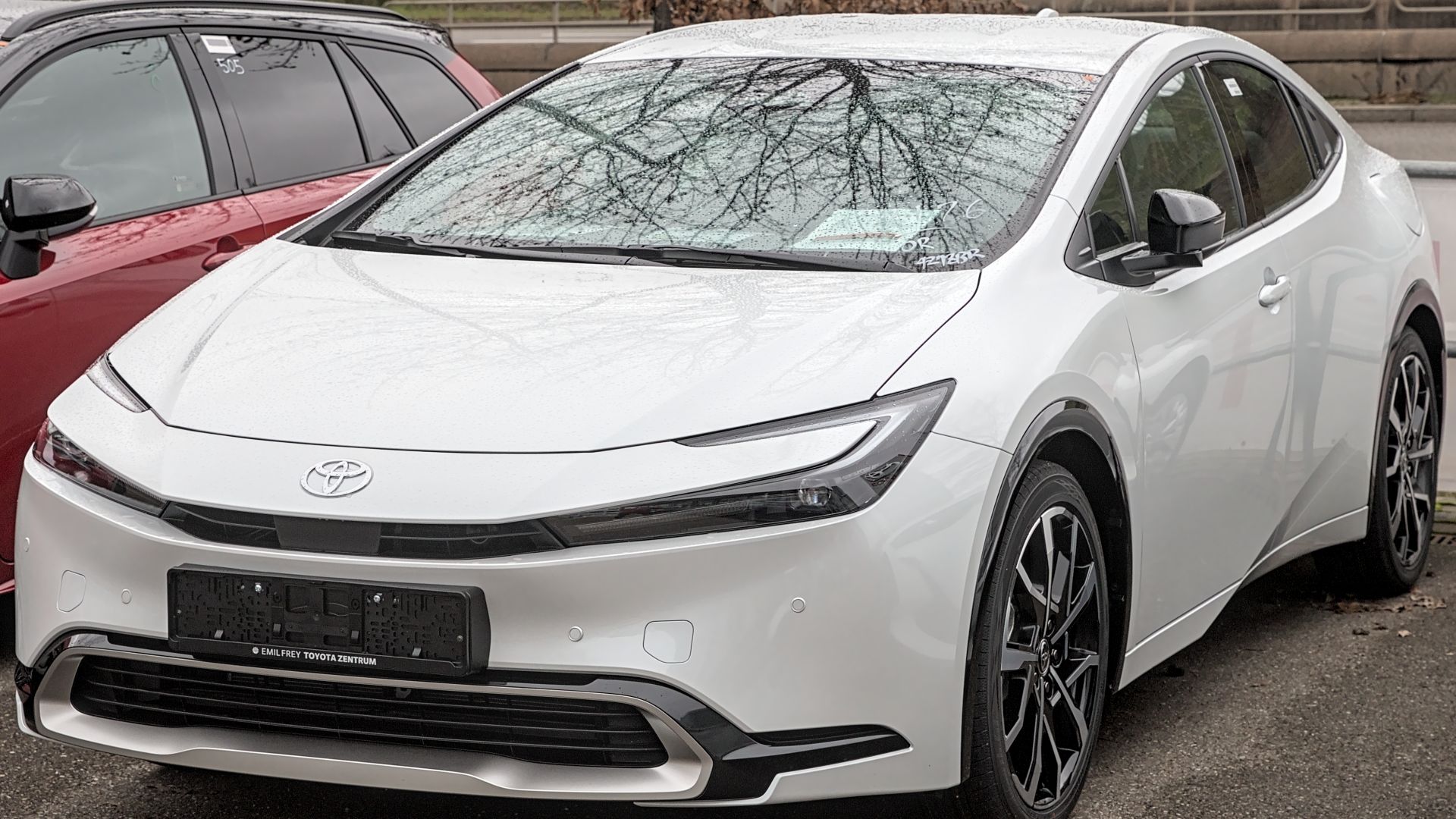 File:Toyota Prius (XW60) Plug-in Hybrid 1X7A1864.jpg