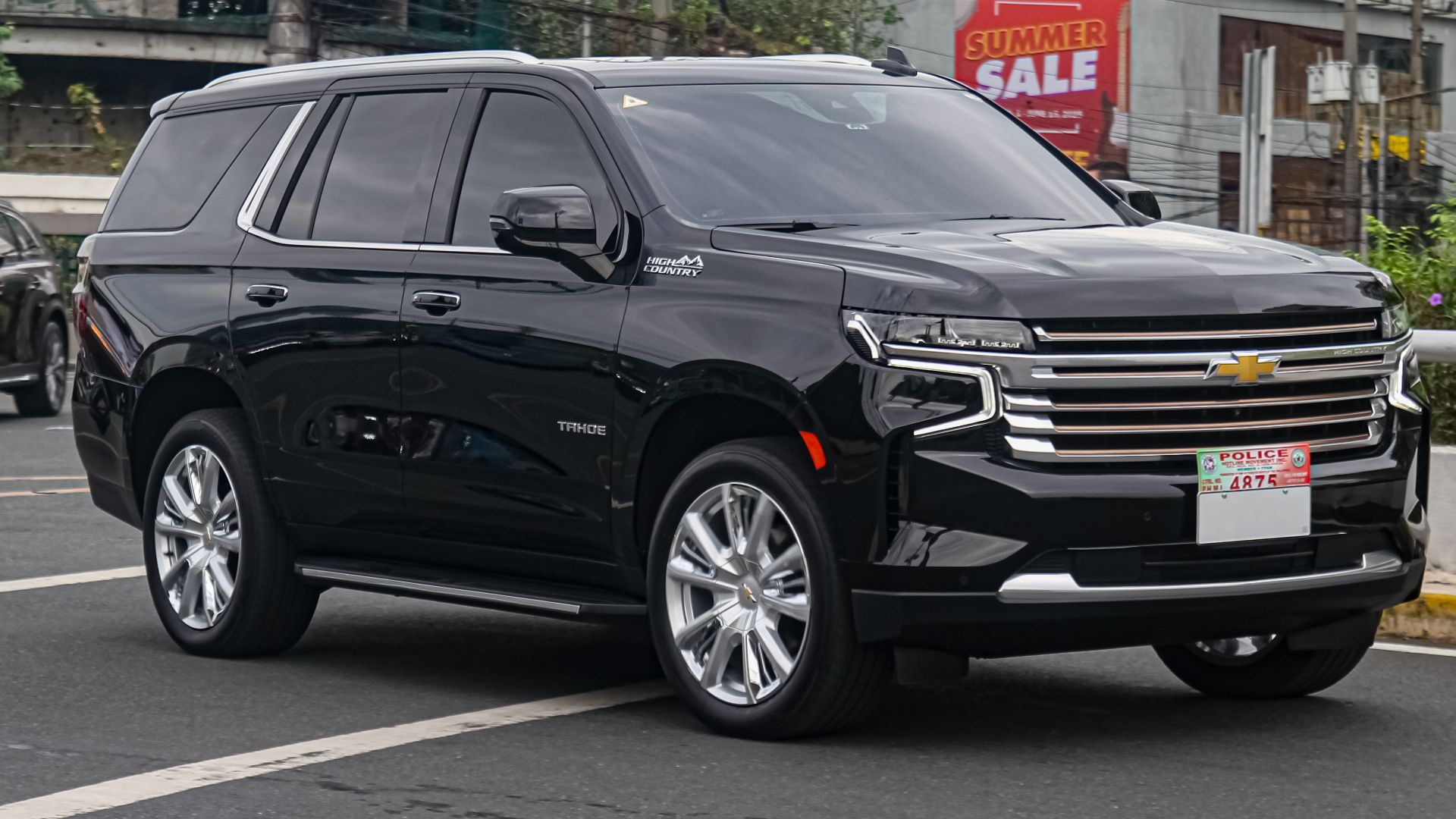 File:Chevrolet Tahoe GMTT1XX 5.3 High Country Black.jpg