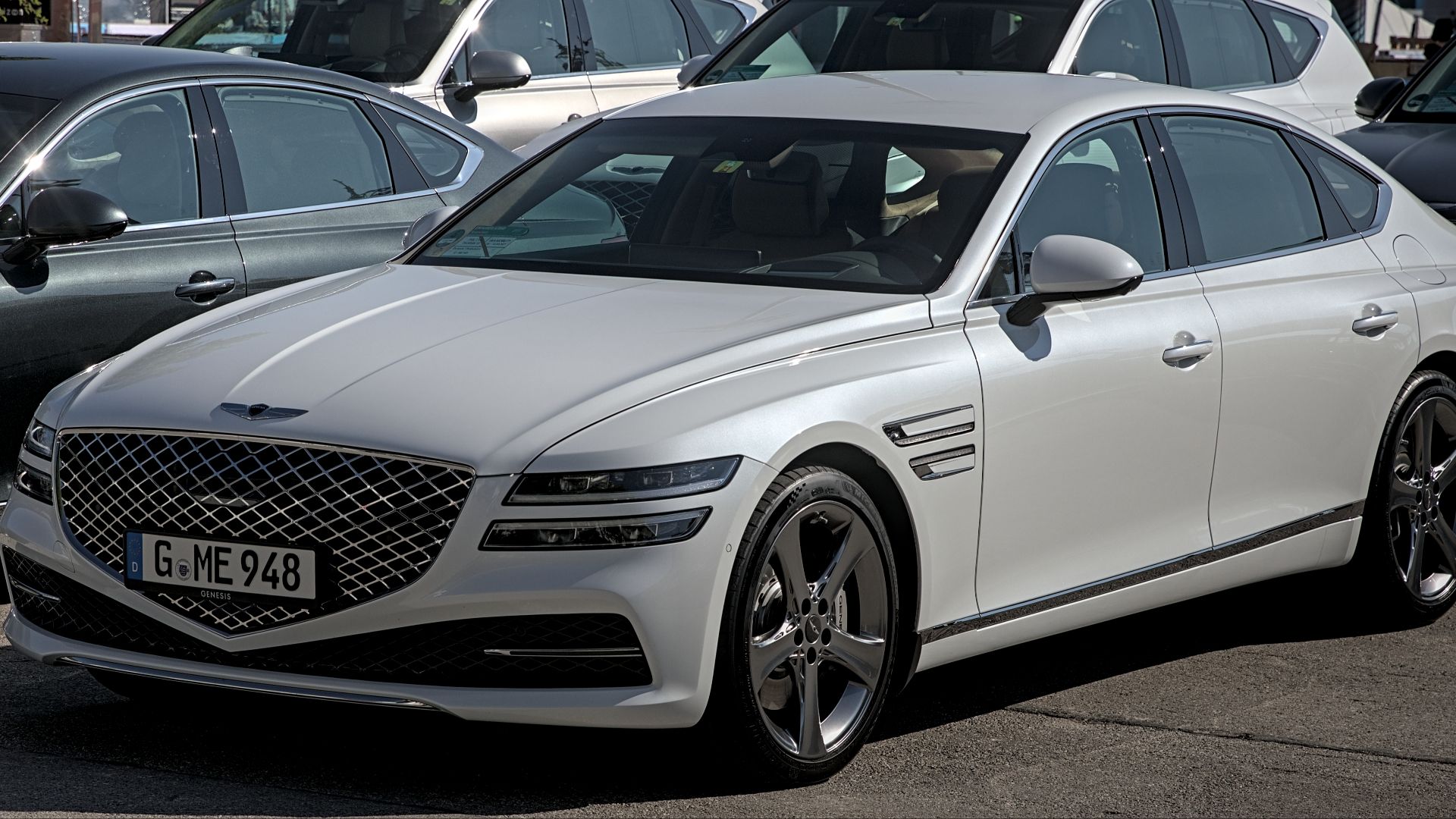 File:Genesis G80 (RG3) IAA 2021 1X7A0161.jpg