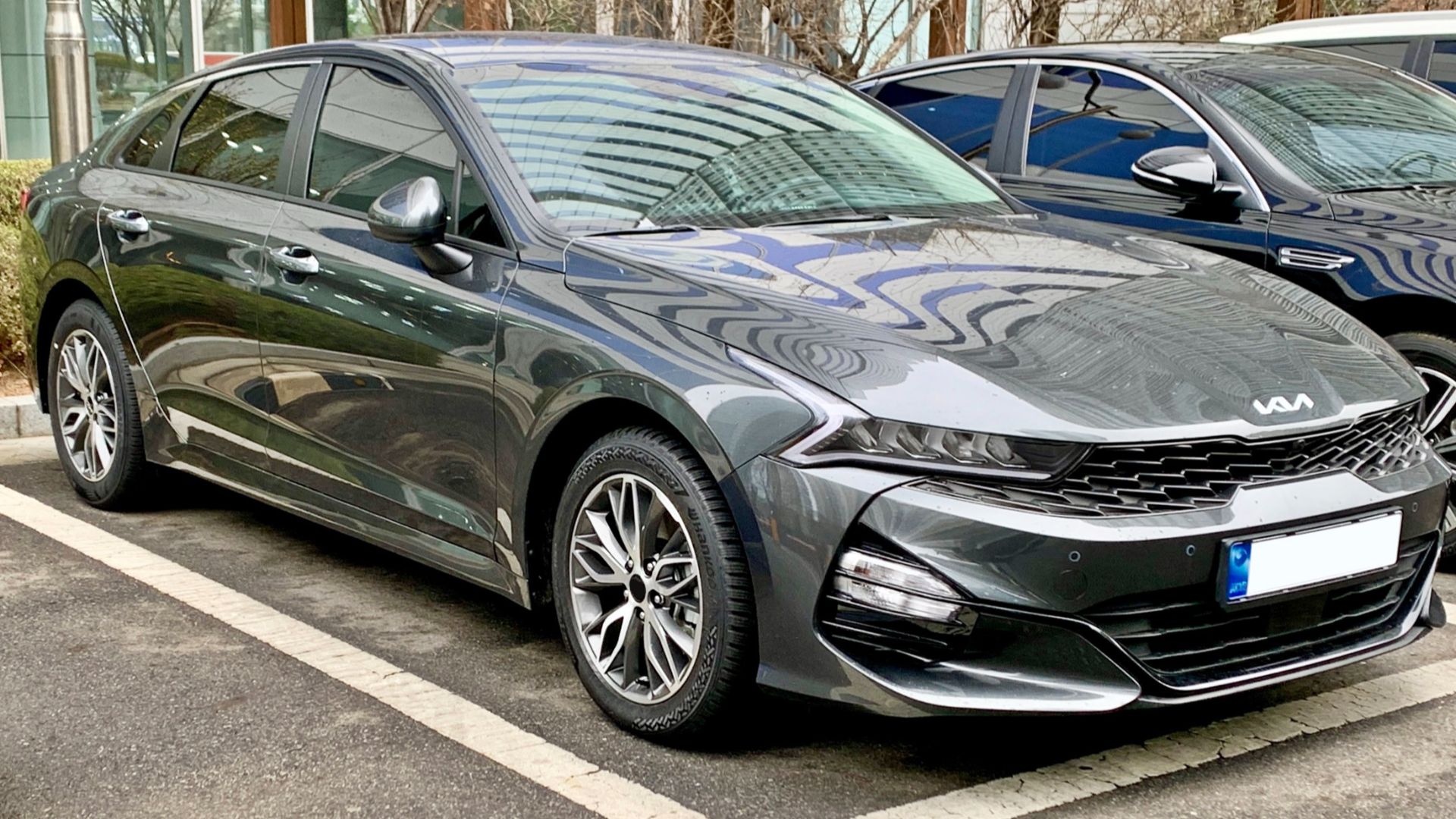 File:0 Kia K5 (DL3) 0.jpg