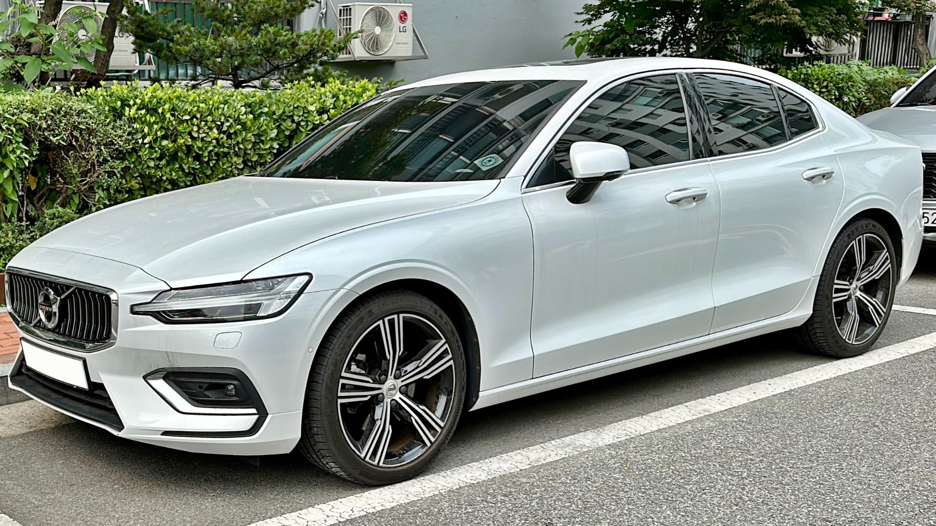 File:0 Volvo S60 (3rd generation) 1.jpg