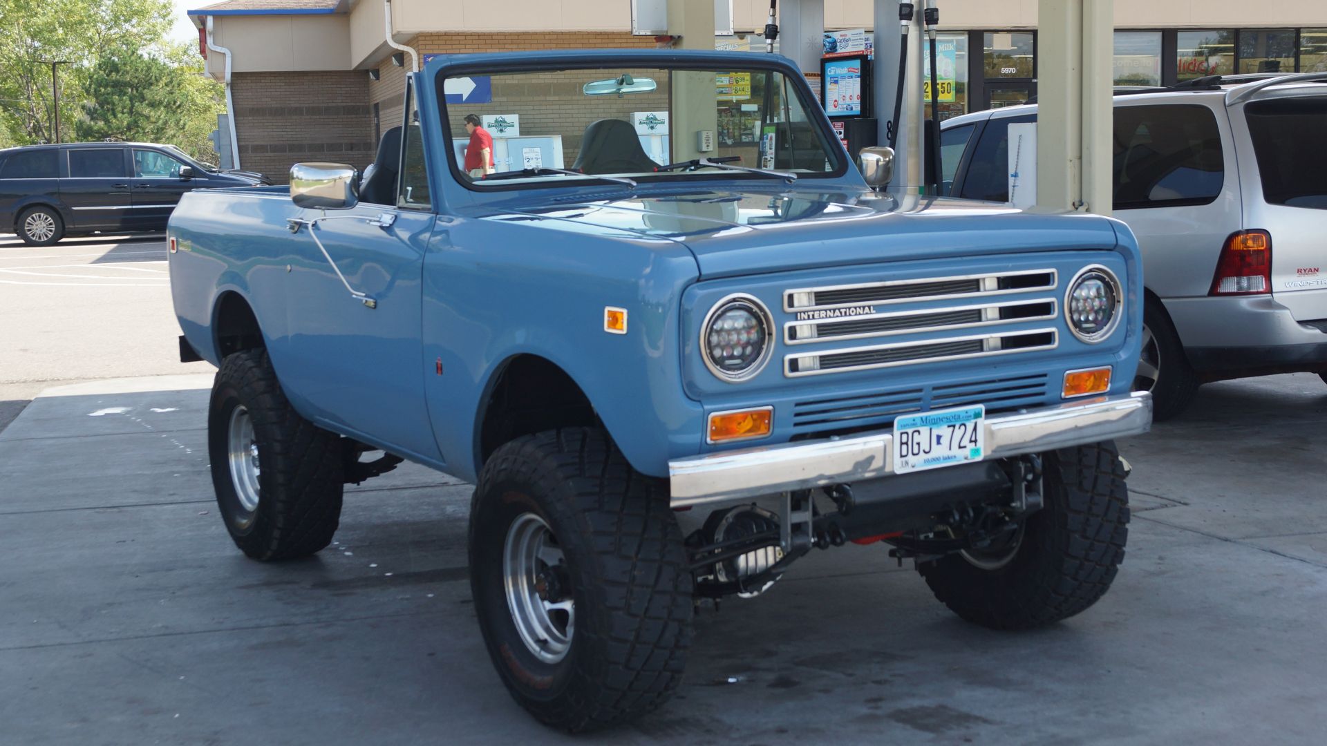 File:1971 International Scout II (48761569618).jpg