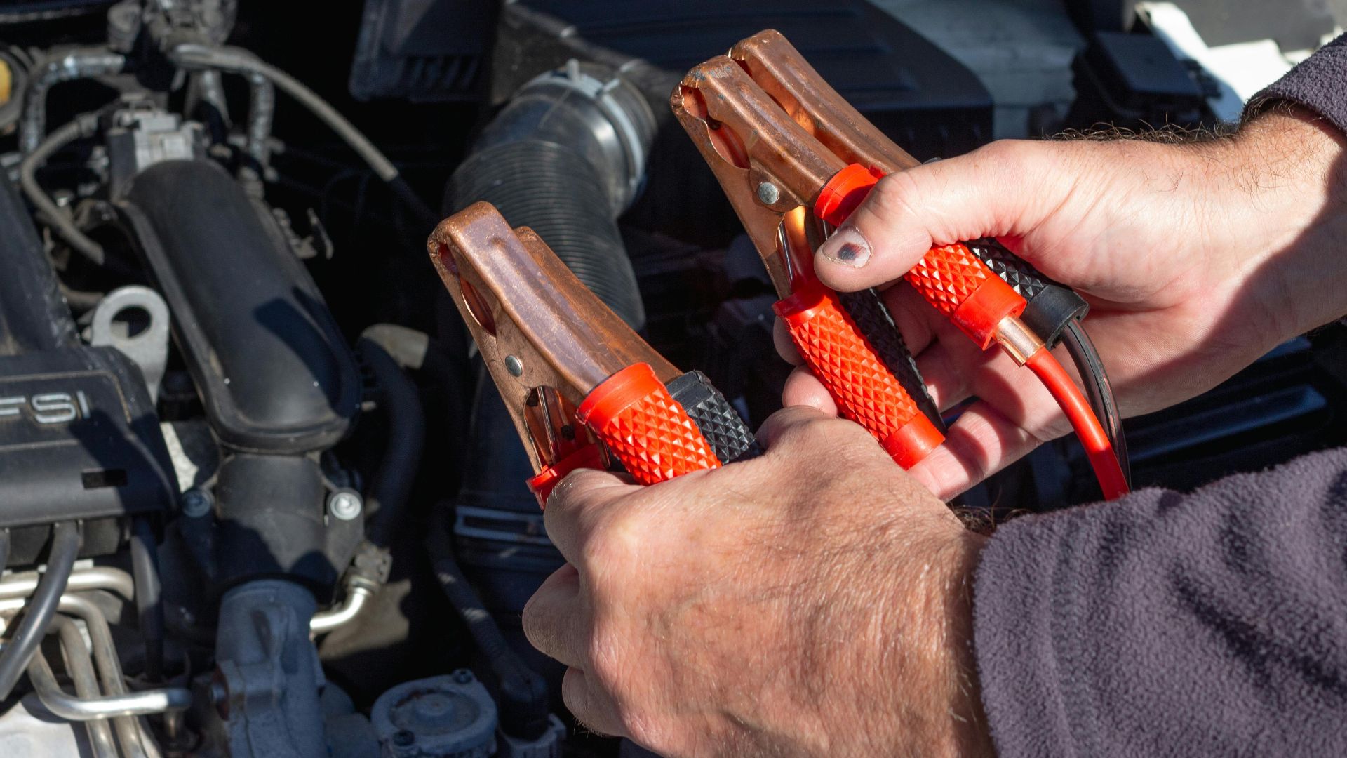 Daniel @ bestjumpstarterreview.com