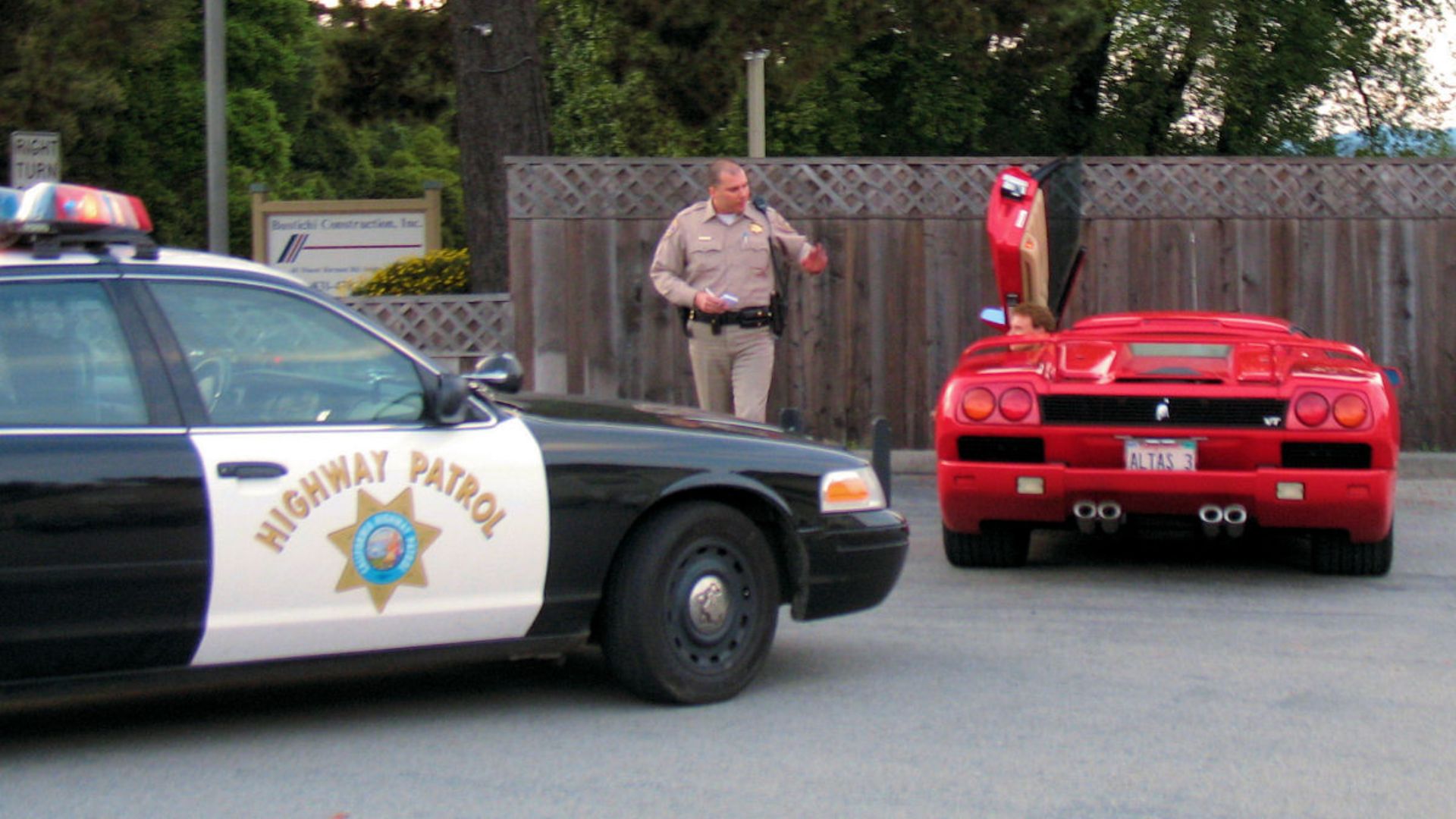 File:CHP and Lamborghini Diablo - Flickr - Richard Masoner - Cyclelicious.jpg