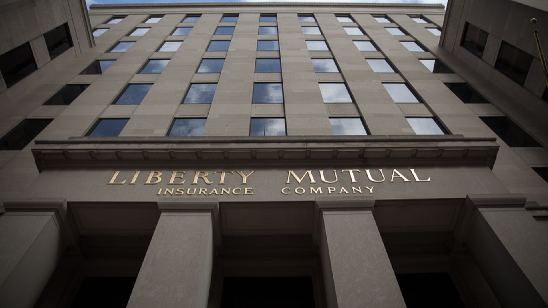 File:Liberty Mutual Insurance Headquarters - Boston, MA.jpg