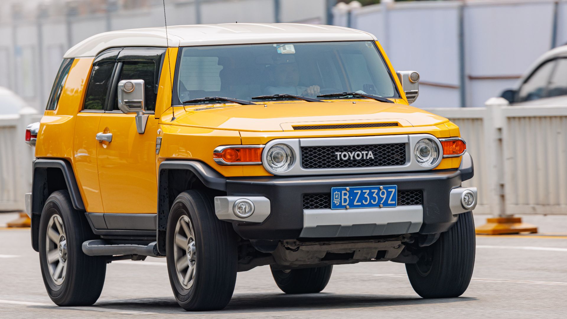 File:TOYOTA FJ CRUISER China.jpg