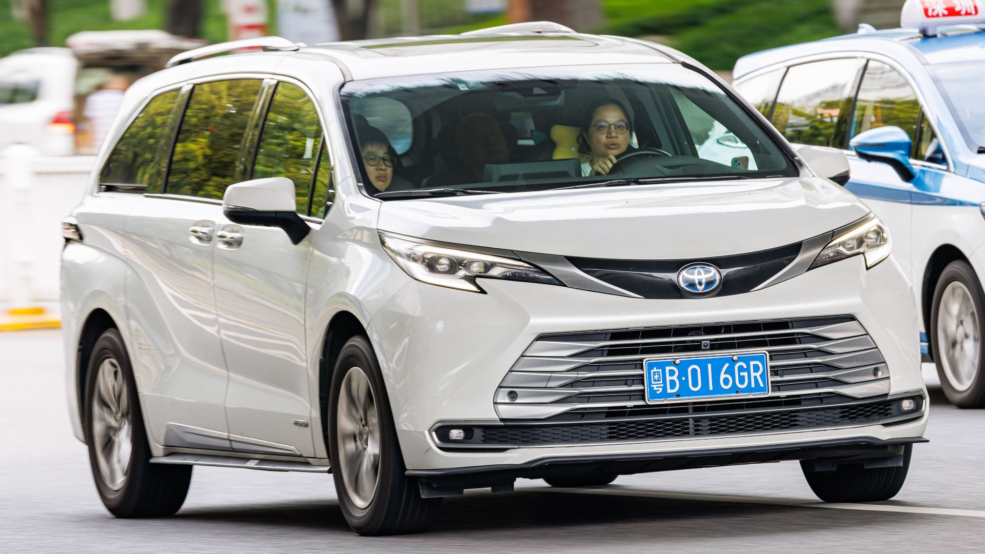 File:TOYOTA SIENNA (XL40) China (40).jpg