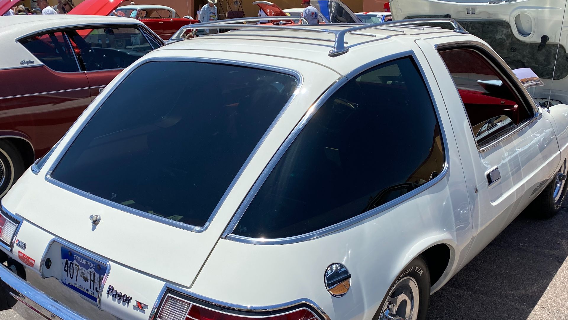 File:1976 AMC Pacer X in white at 2021 AMO convention 2of5.jpg