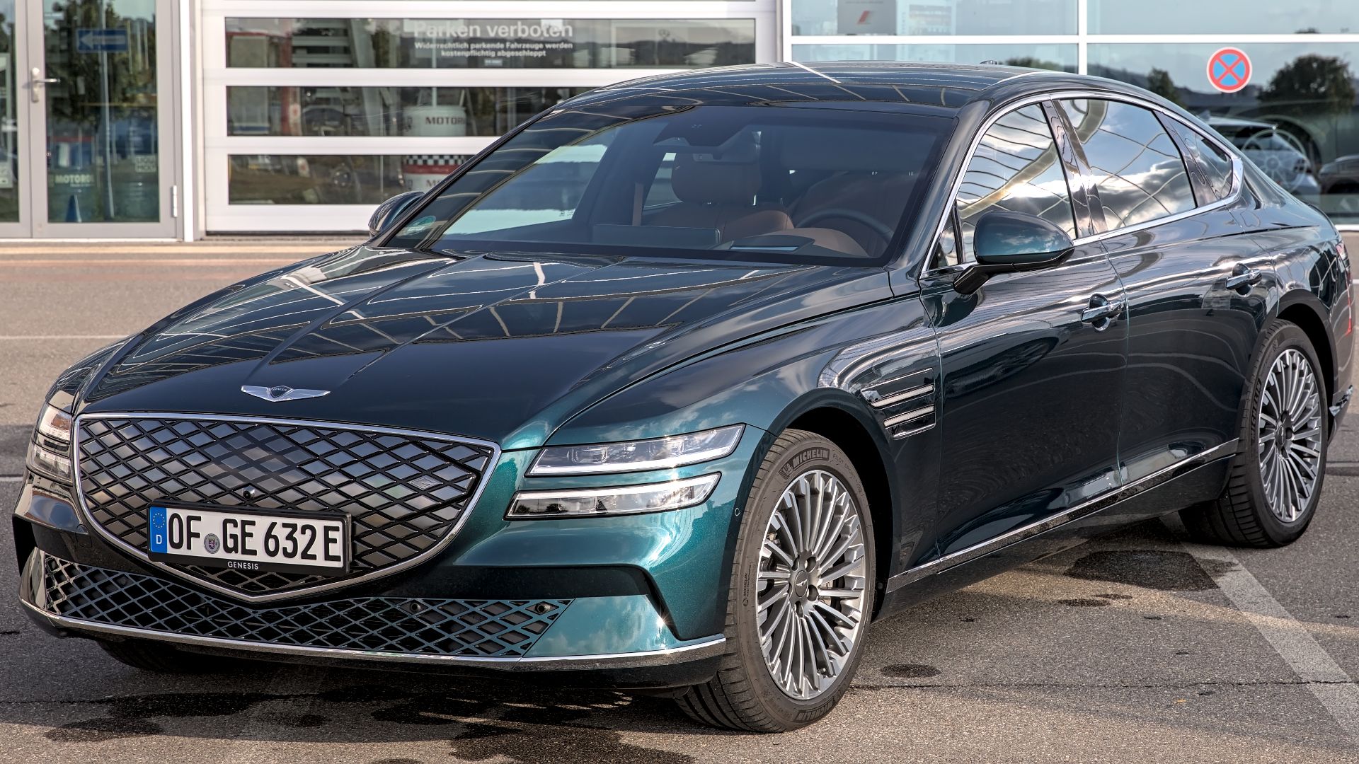 File:Genesis Electrified G80 1X7A5745.jpg