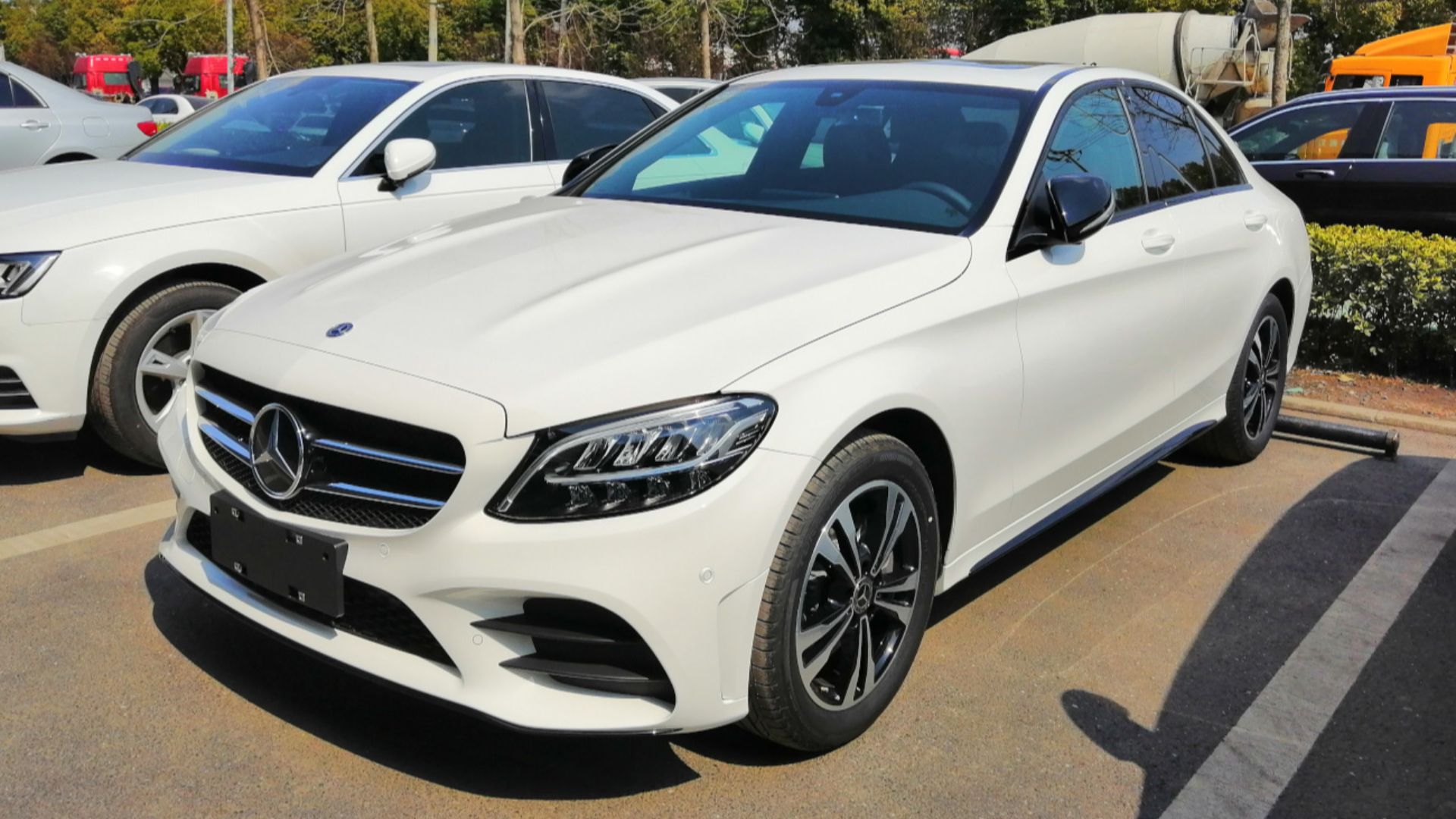 File:Mercedes-Benz C-Class W205 facelift China 2019-03-14.jpg