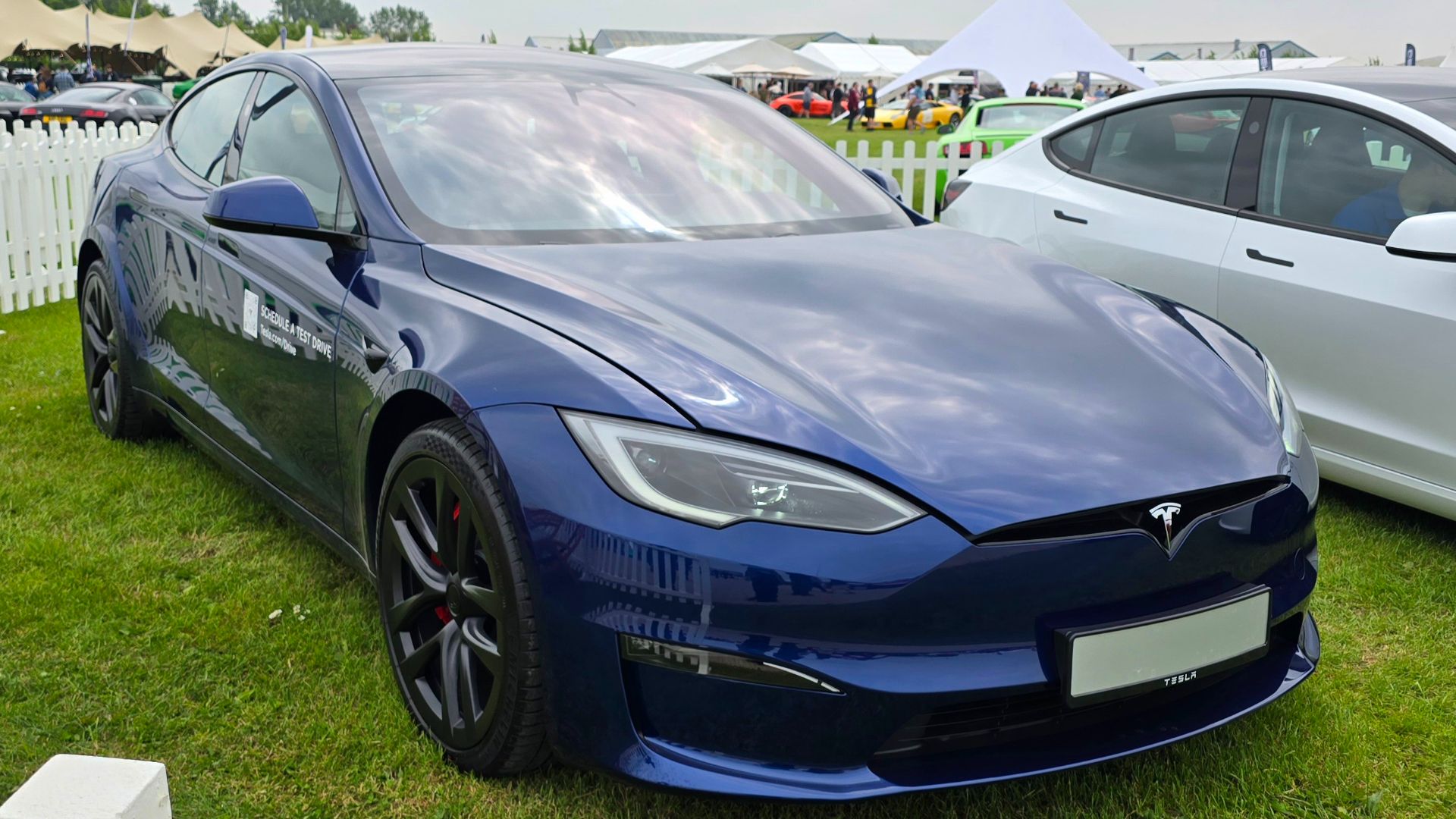 File:2024 Tesla Model S (99028).jpg
