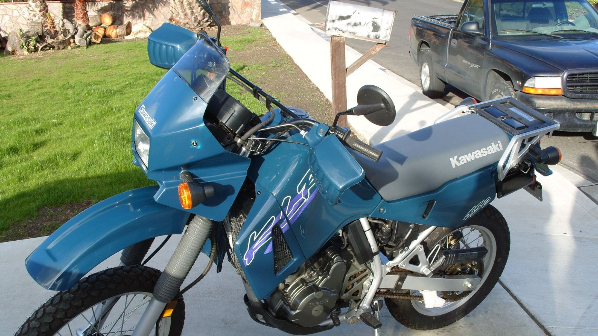File:Kawasaki KLR 650 01.jpg