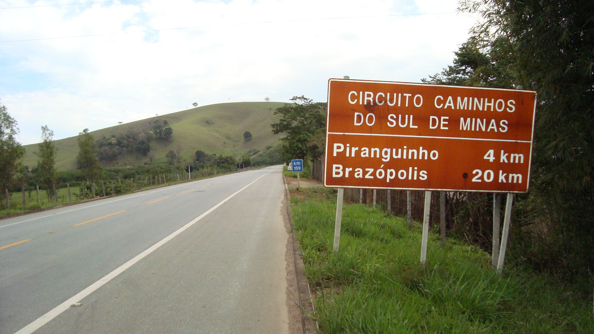 File:Br459 km159 itajuba.jpg