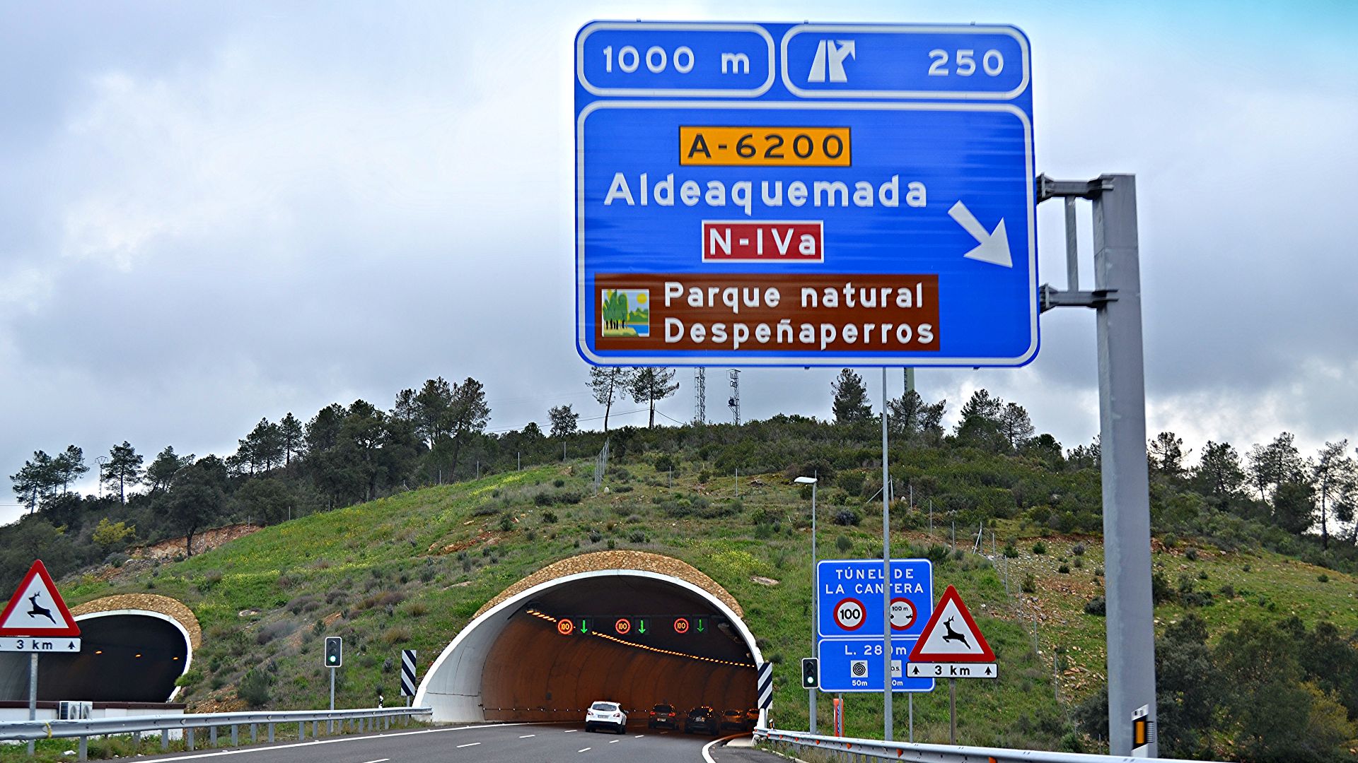 File:Viaje en coche Madrid-Córdoba-Cádiz (25486831723).jpg