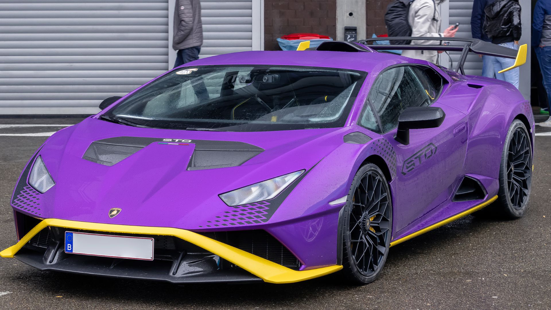 File:Lamborghini Huracán STO (52842368168).jpg