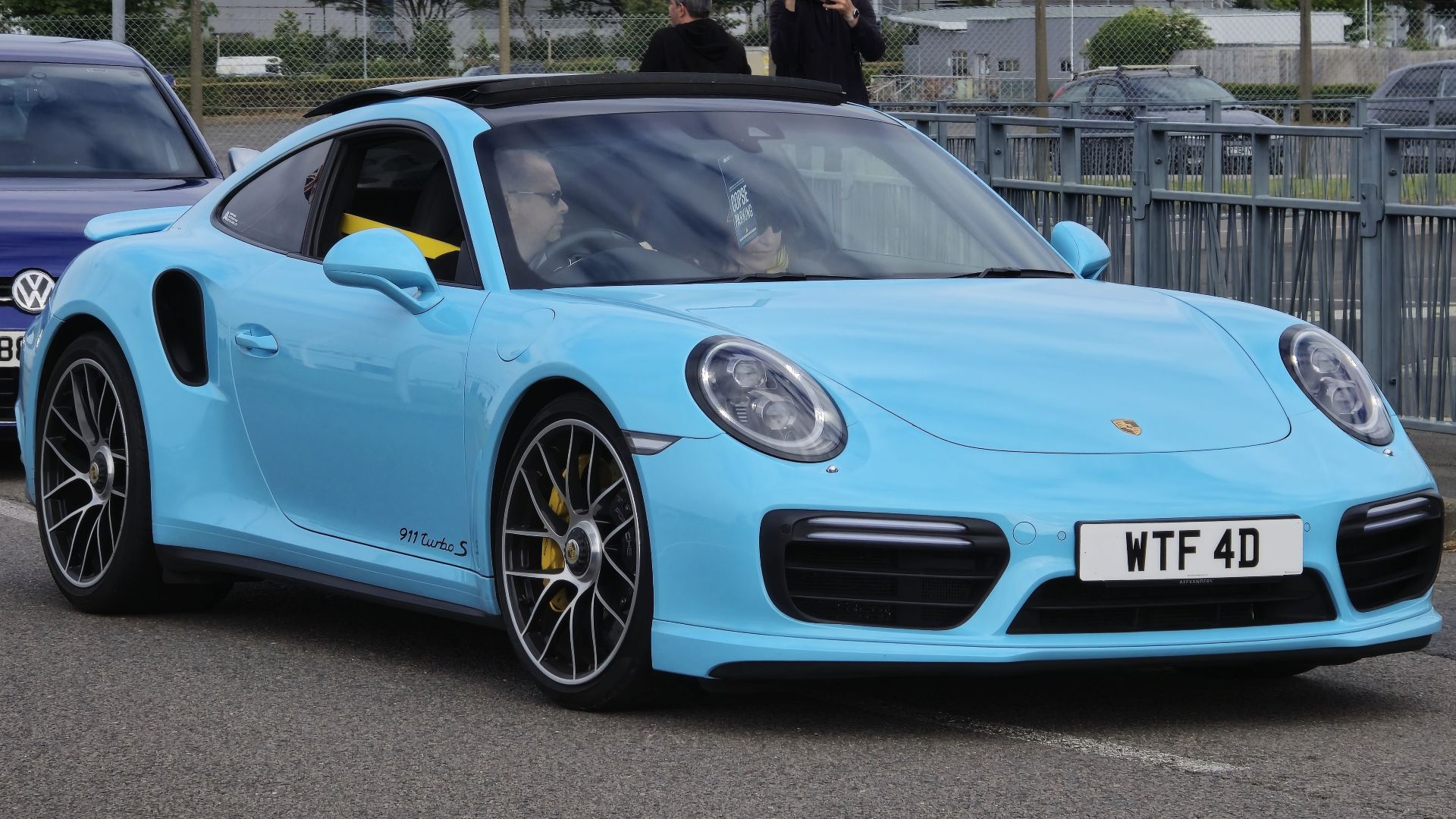 File:2017 Porsche 911 Turbo S SCD 24.jpg