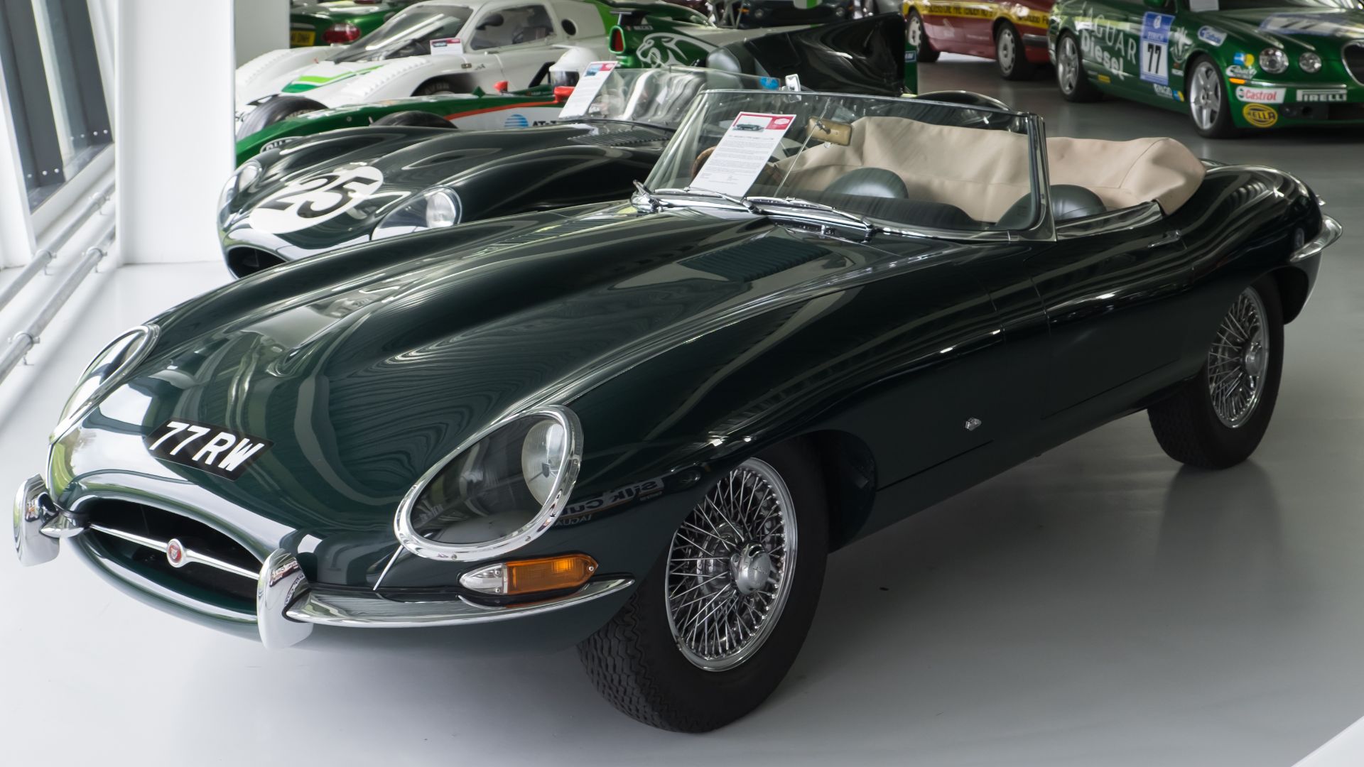 File:Jaguar E-Type Series 1 3.8 Litre 1961.jpg