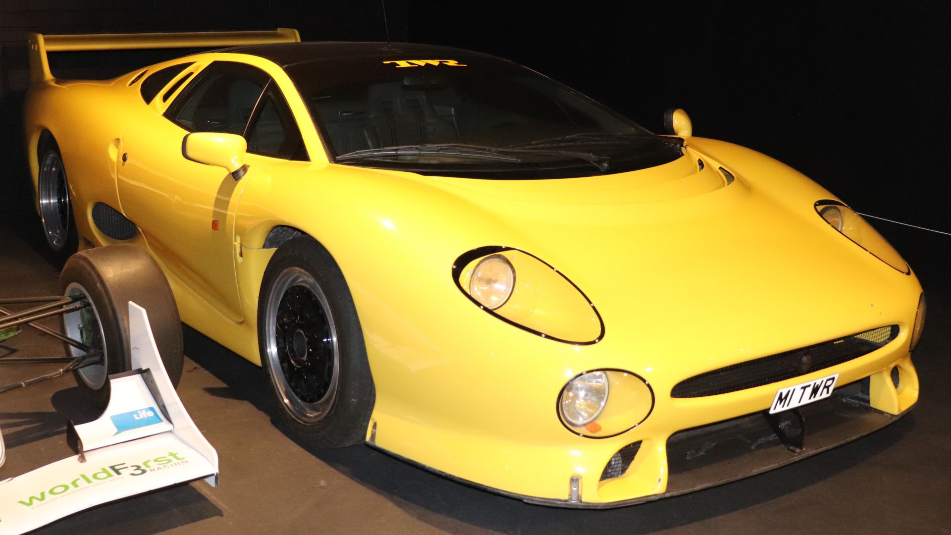 File:1994 Jaguar XJ220 S TWR 3.5.jpg