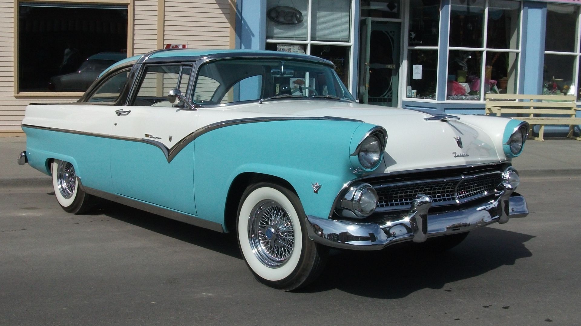 File:1955 Ford Fairlane Crown Victoria (4536824996).jpg