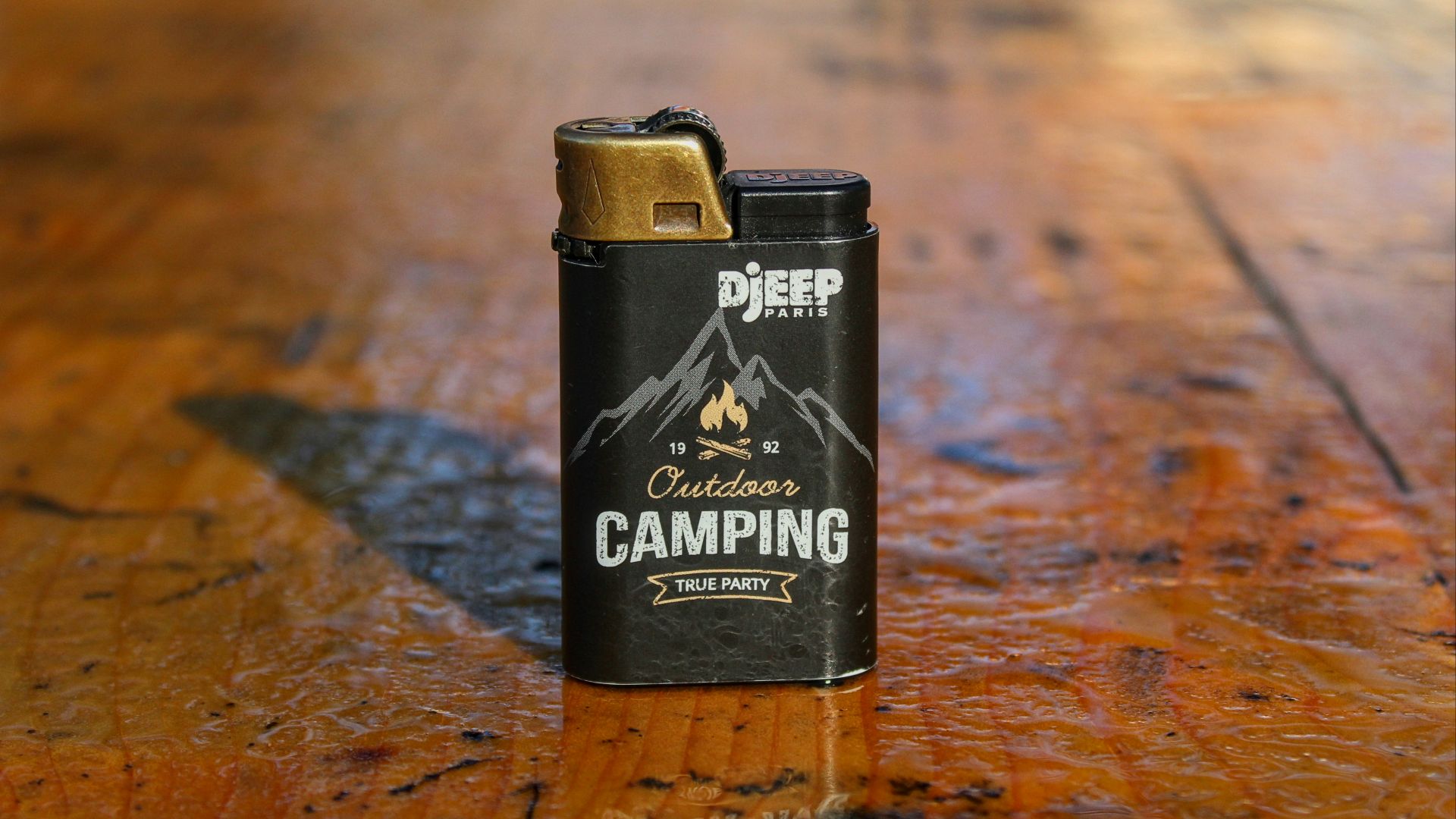 black and silver jack daniels flip lighter