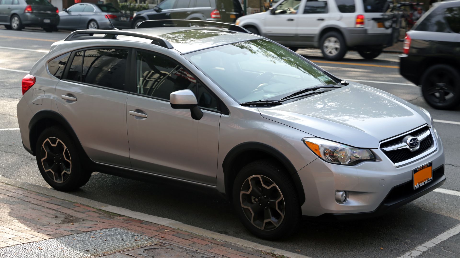 File:2013 Subaru XV Crosstrek, front left view.jpg