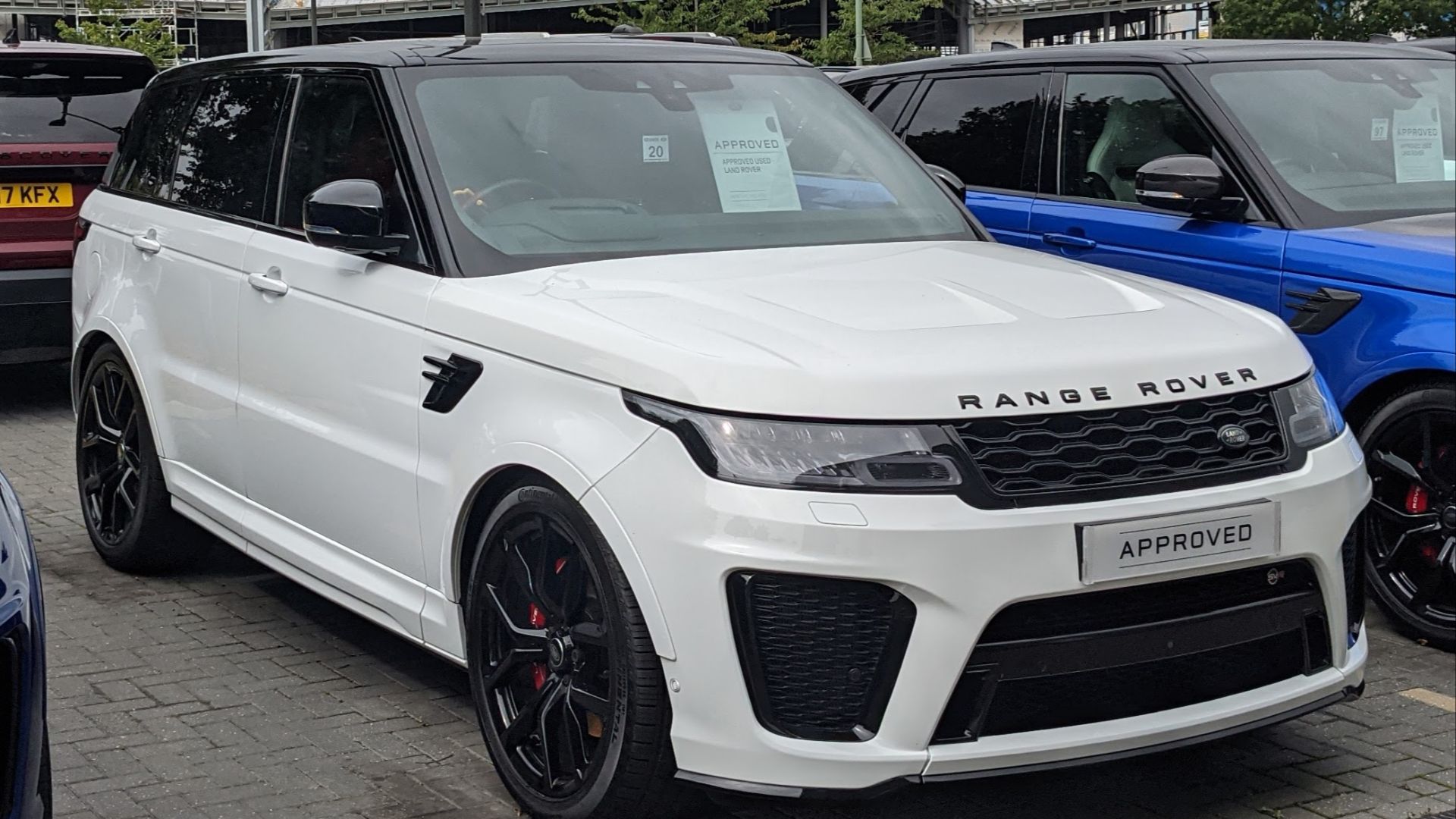 File:Range Rover Sport SVR 1.jpg