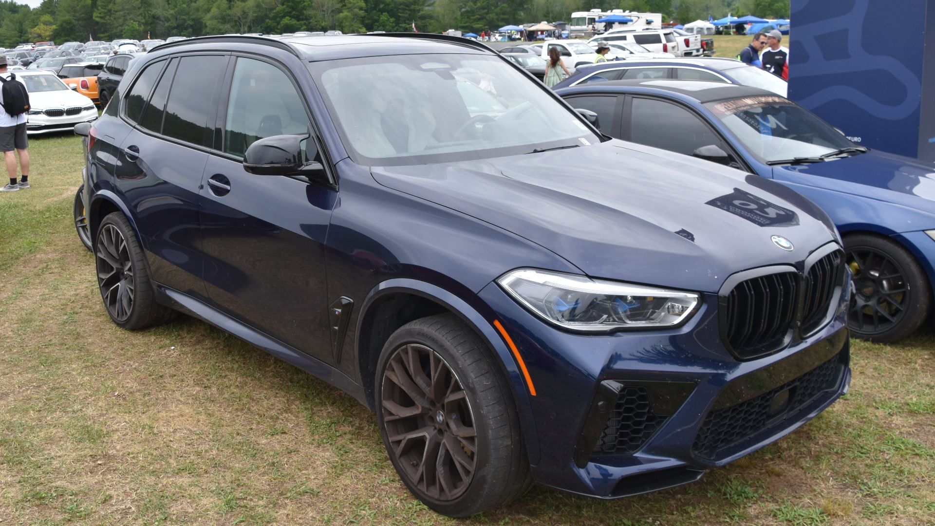 File:BMW X5 M Competition (G05, 2020) (52227850683).jpg