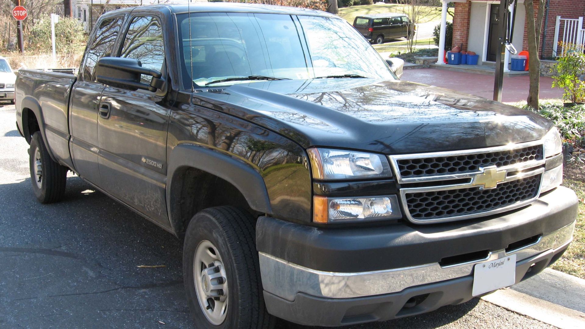 File:Chevrolet Silverado 2500HD.jpg