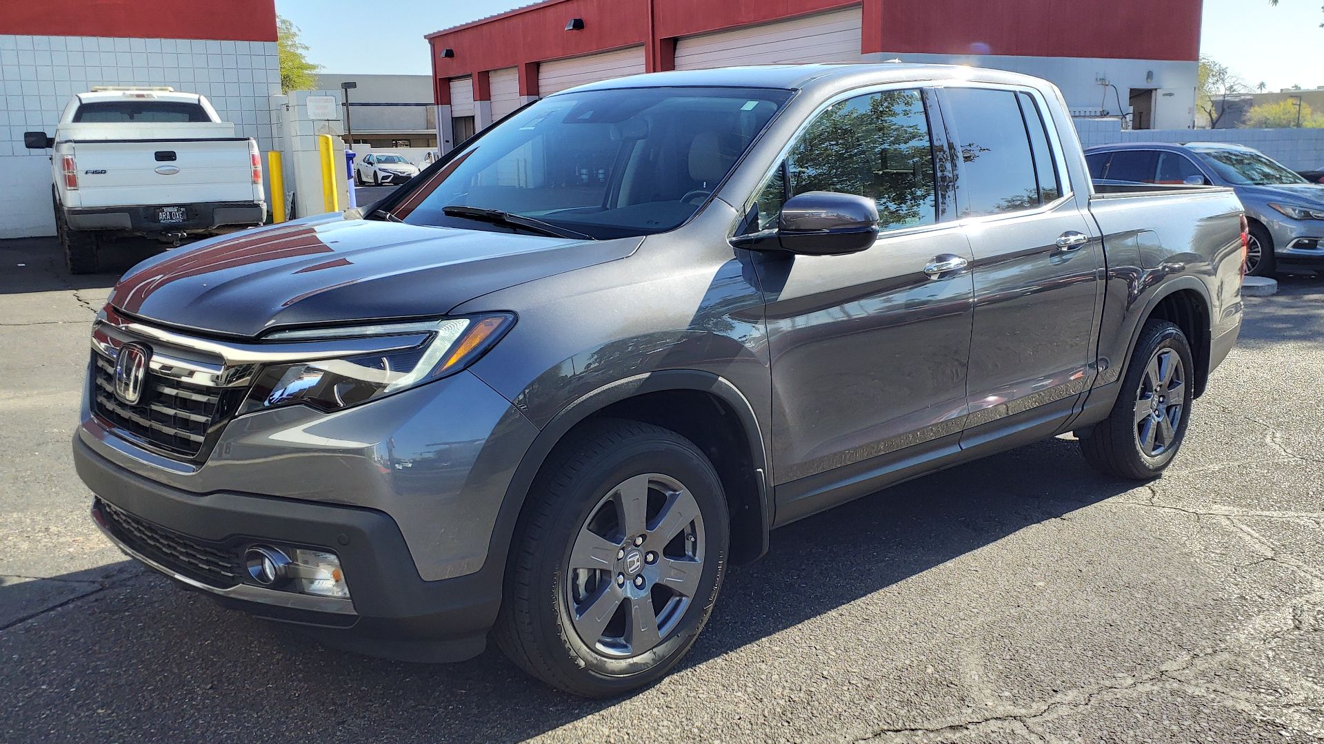 File:20 Honda Ridgeline RTL-E.jpg