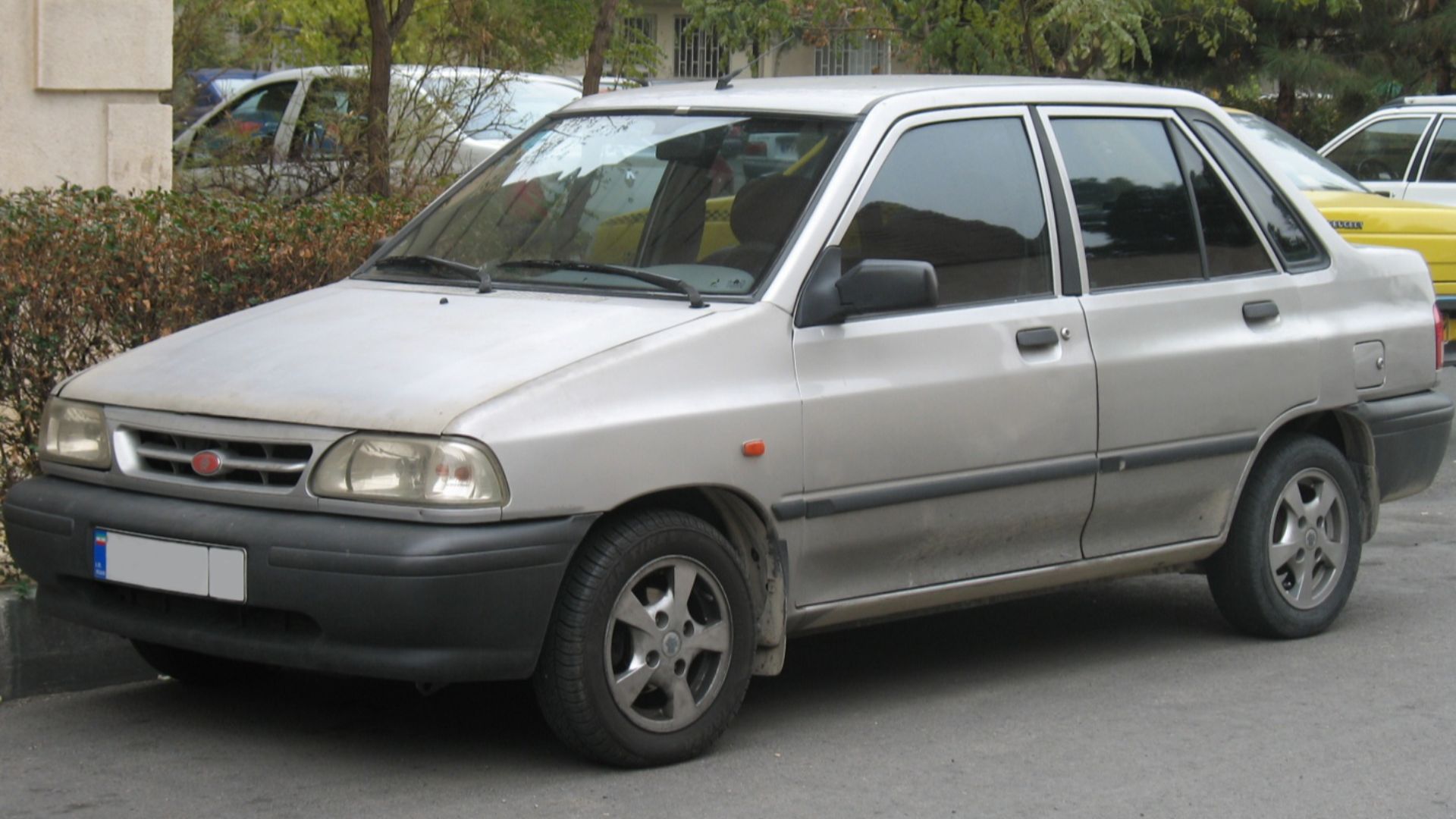 File:Saipa Pride 131 SE 2013 1392 Tehran front.jpg