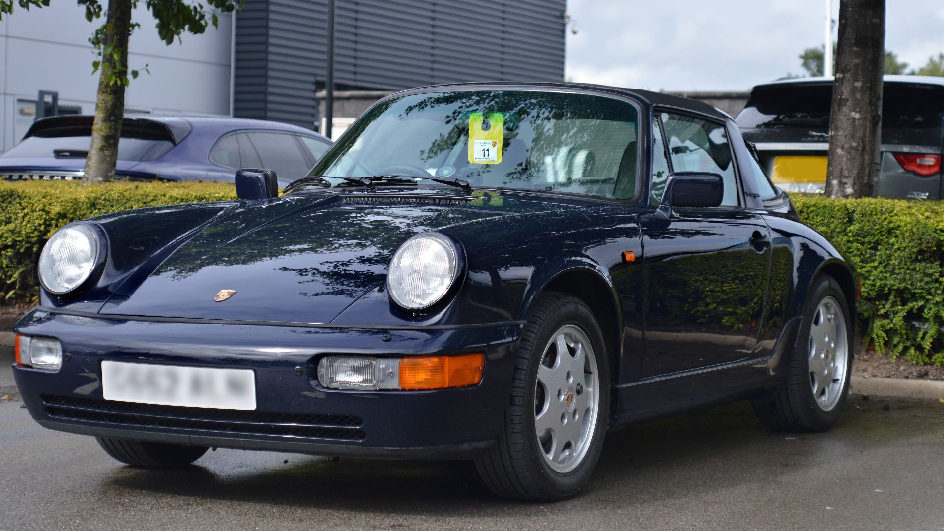 File:Porsche 911 Carrera Stratstone.jpg