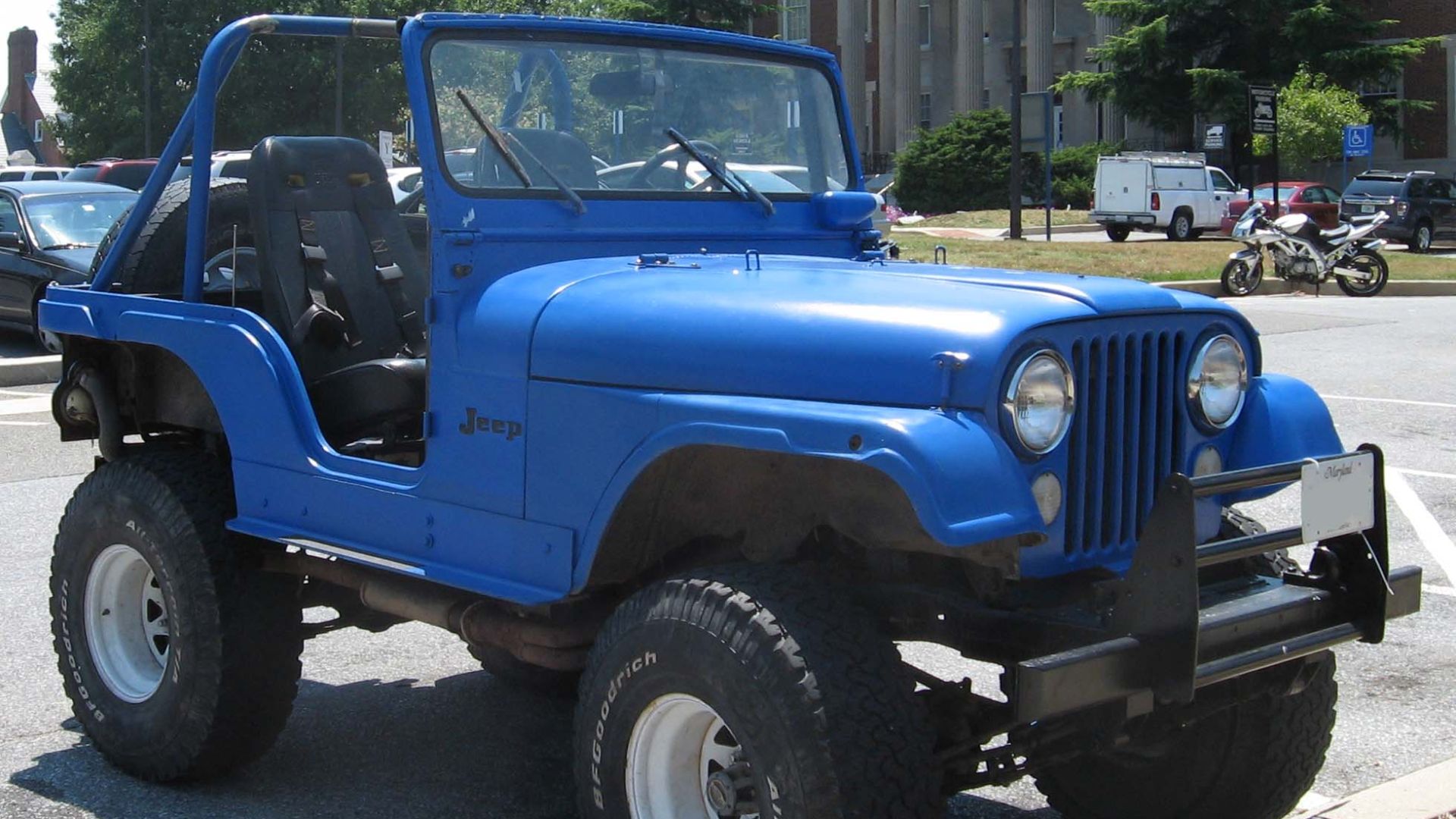 File:Jeep-CJ.jpg
