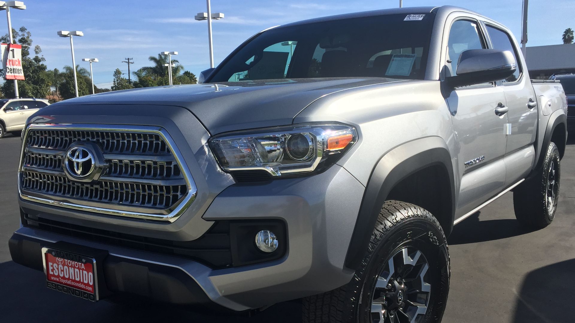File:2016 Toyota Tacoma .jpg