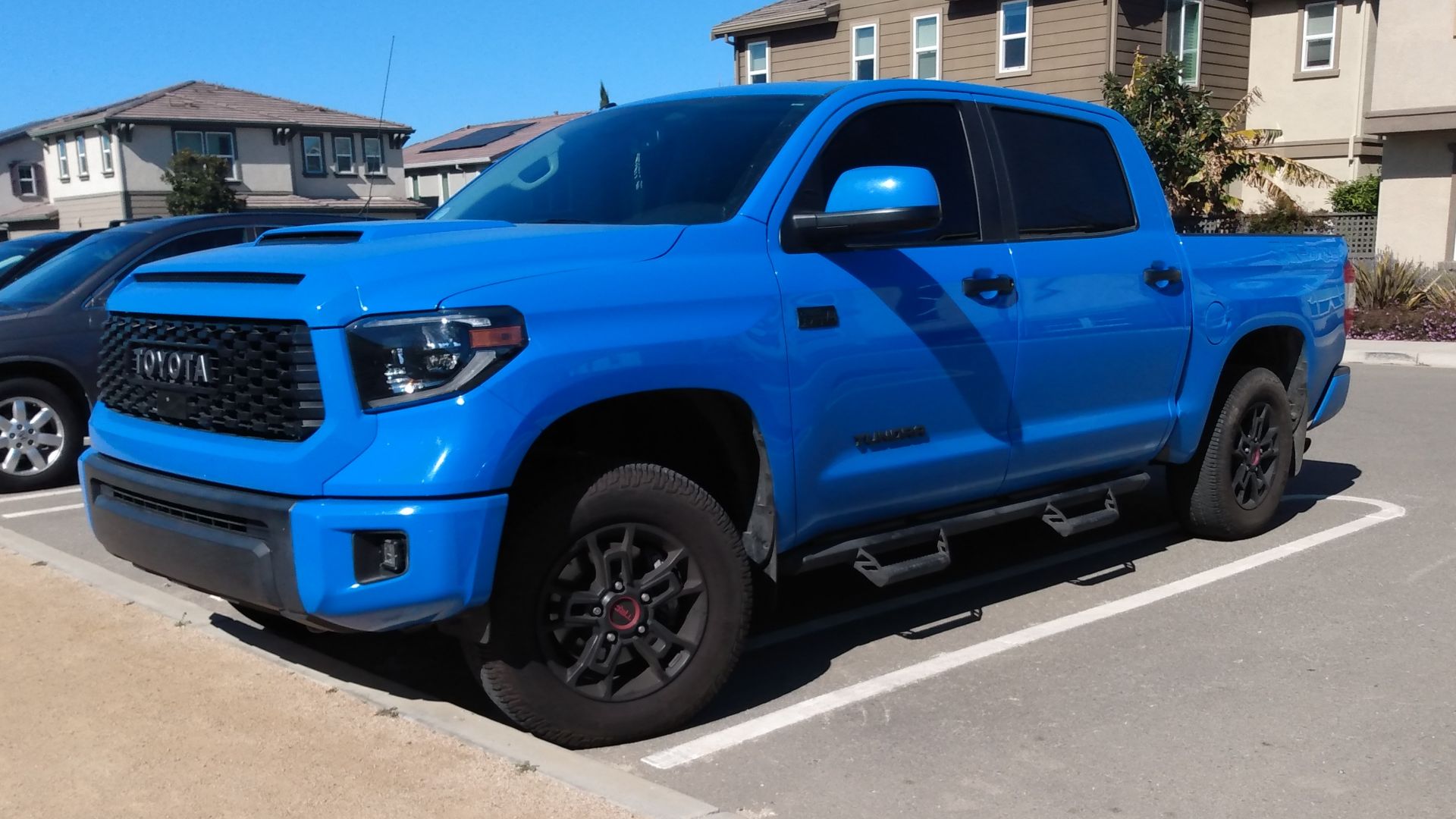 File:2019 Toyota Tundra TRD Pro 5.7L V8.jpg