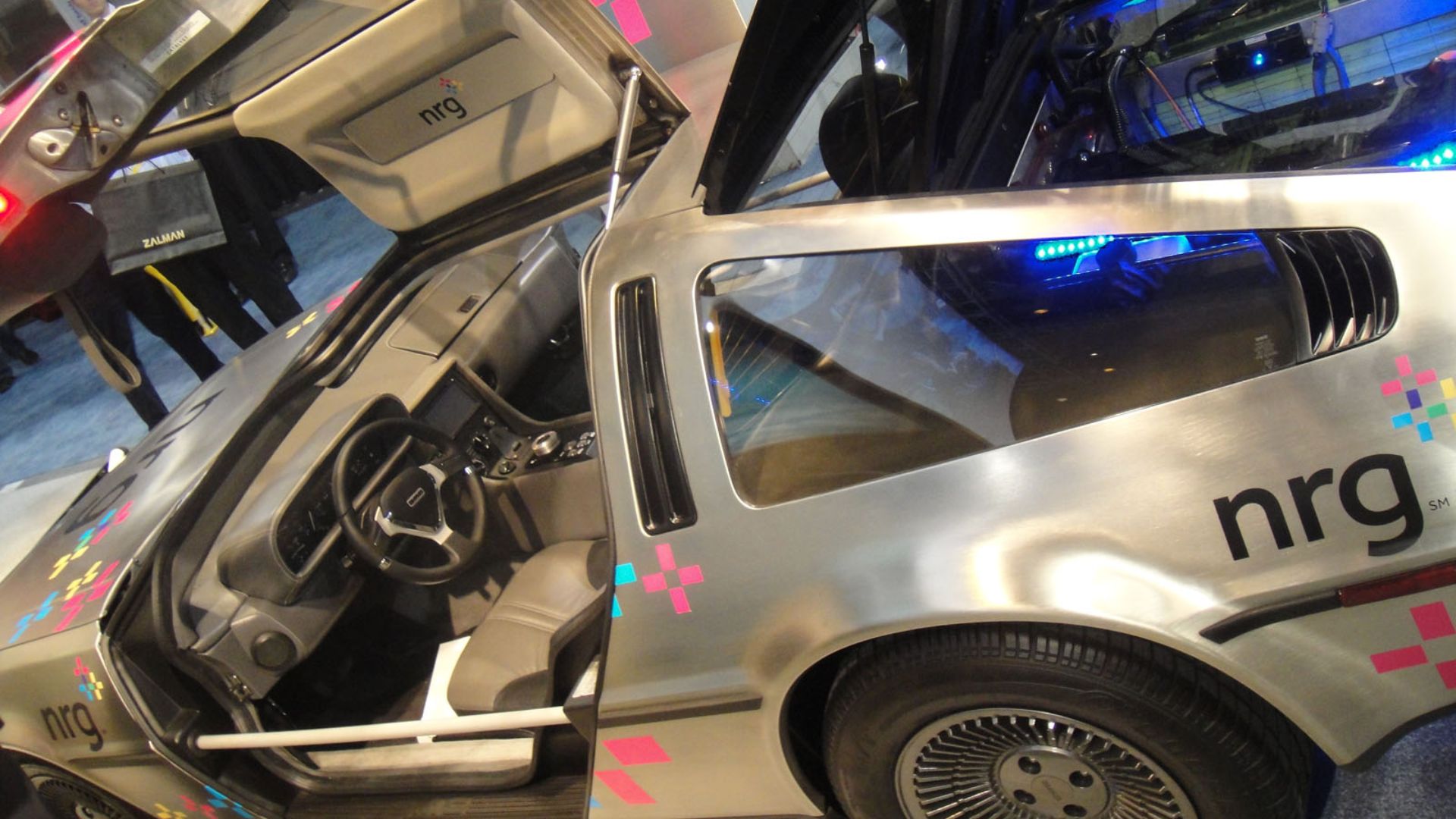 File:CES 2012 - NRG electric Delorean (6937589285).jpg