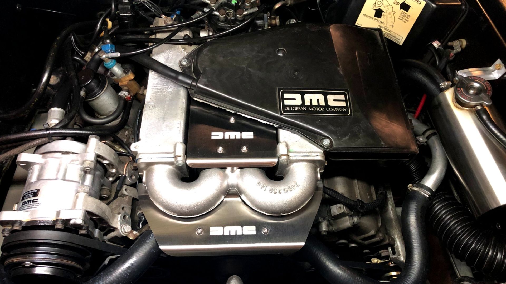 File:DeLorean PRV engine.jpg