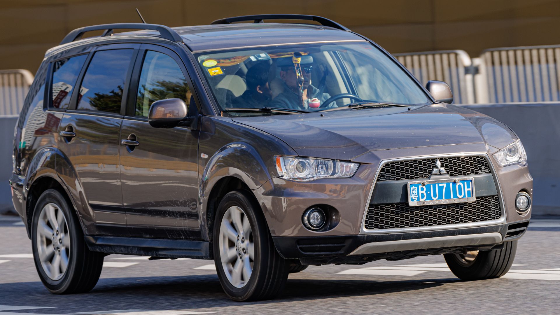 File:MITSUBISHI OUTLANDER(CW,ZG,ZH) China (2).jpg